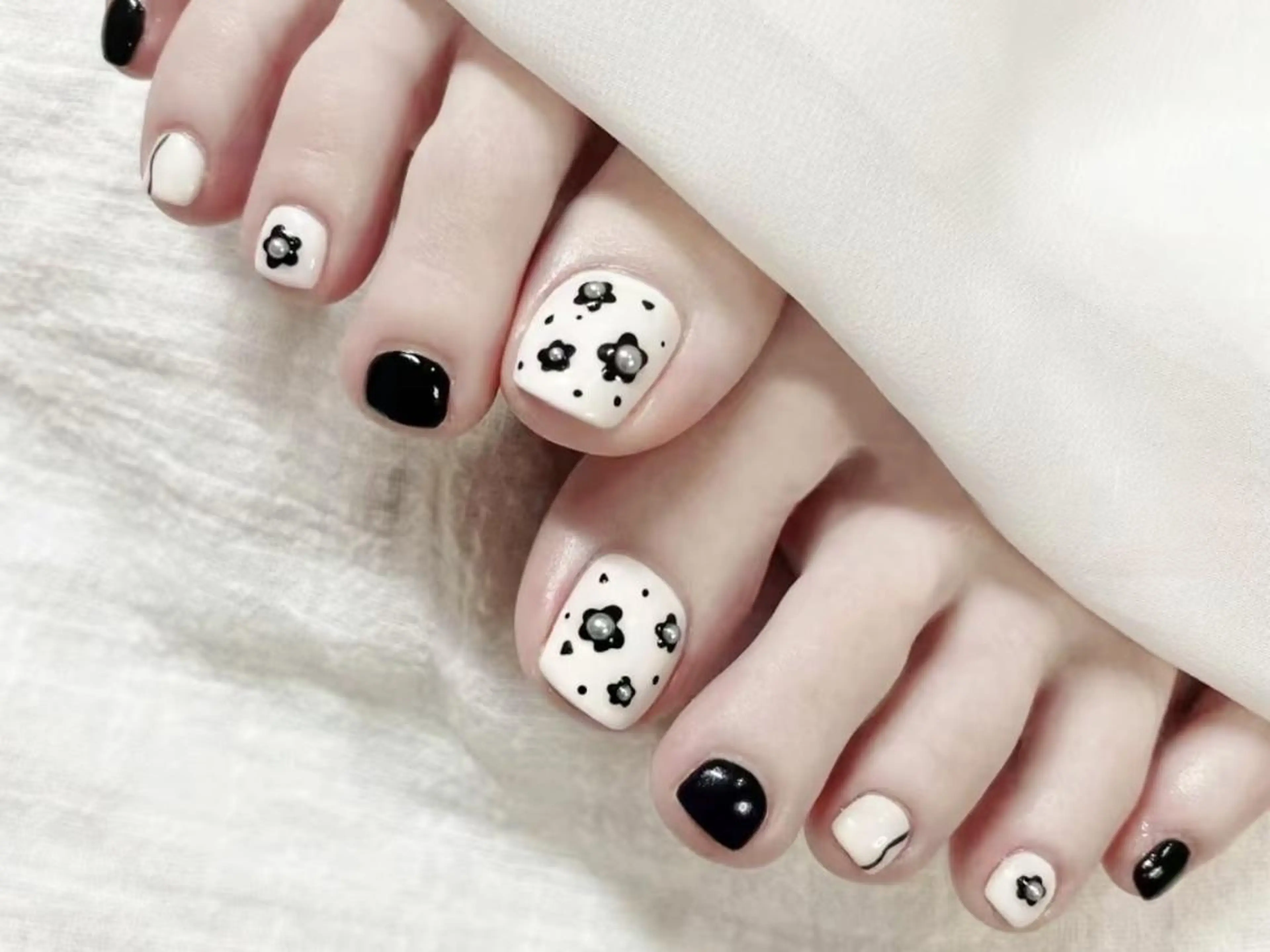 ネイル フットネイル MoonNail ユイのネイルデザイン