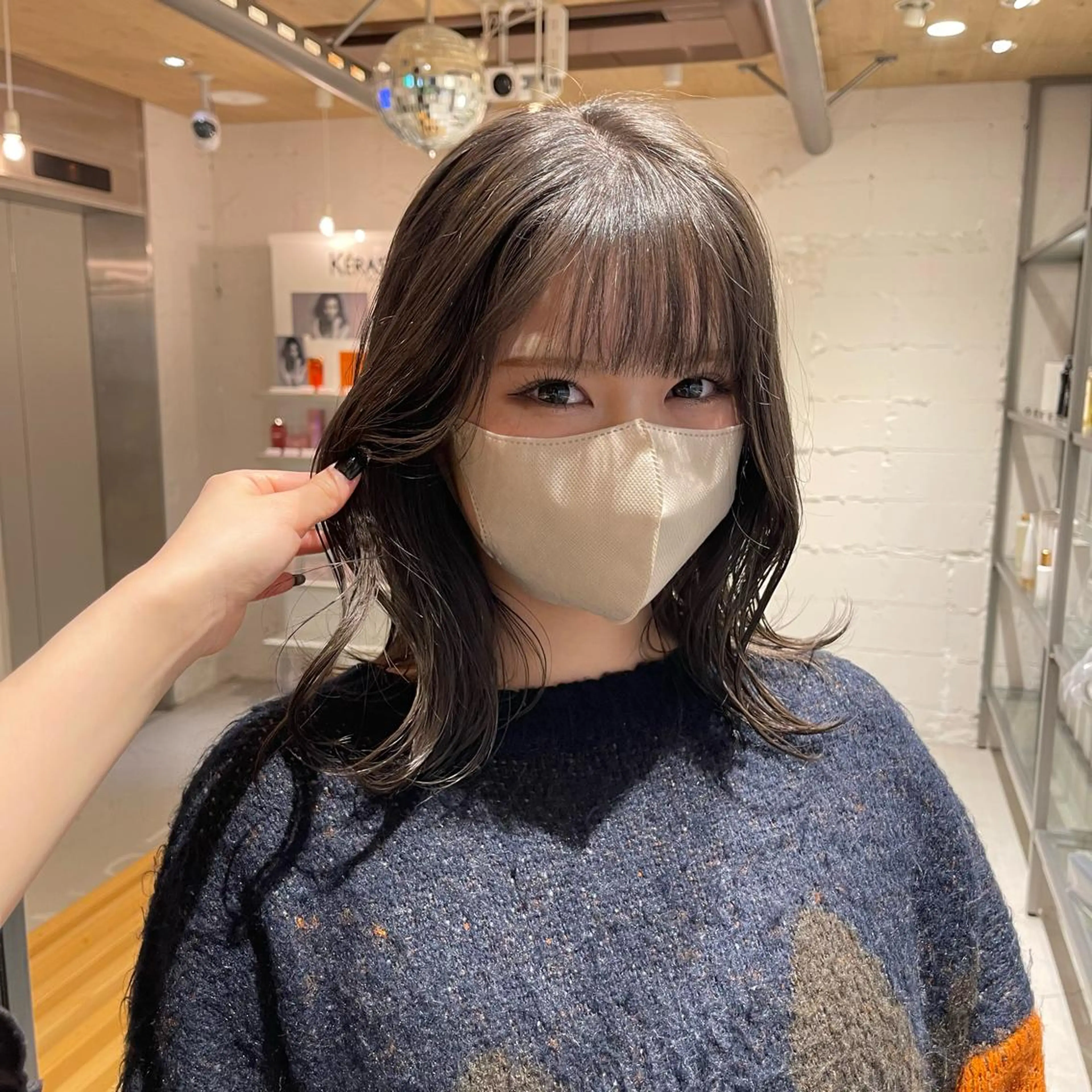 ミディアム カラー 透明感カラー nameless miichiのヘアスタイル