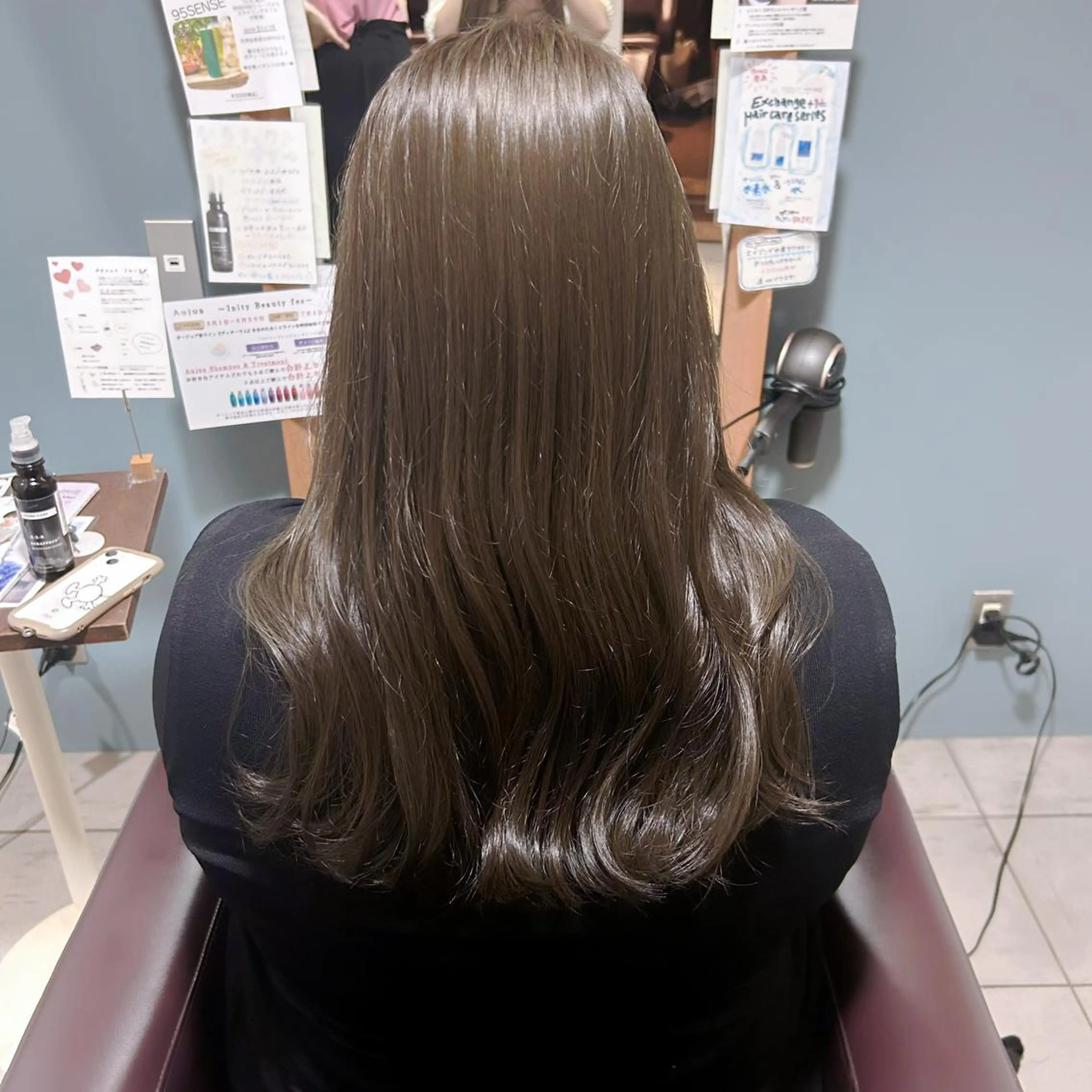 カラー 椋 愛穂のヘアスタイル