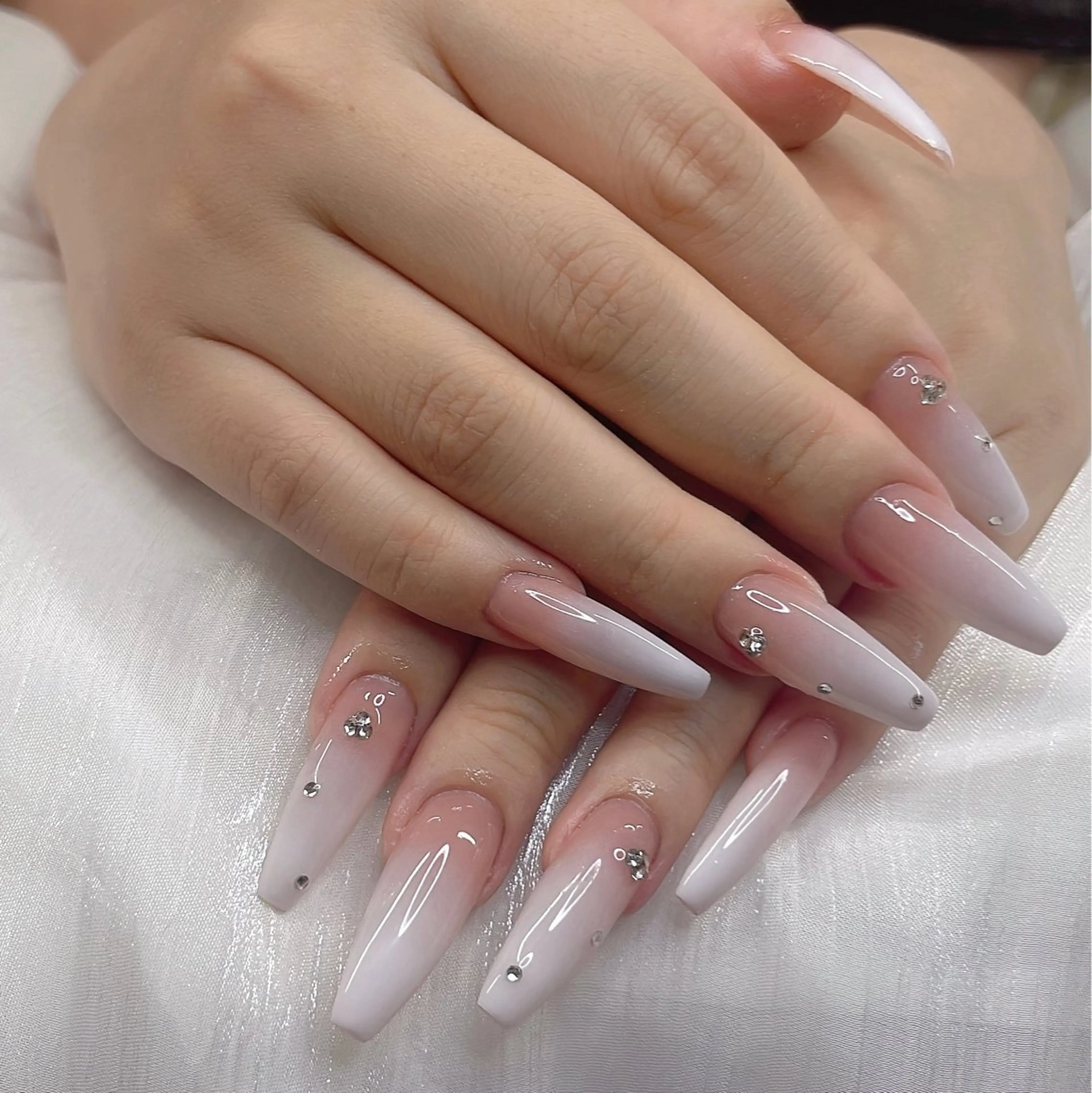 ネイル 渋谷T&B ナサ ギ ロング無制限中✨のネイルデザイン