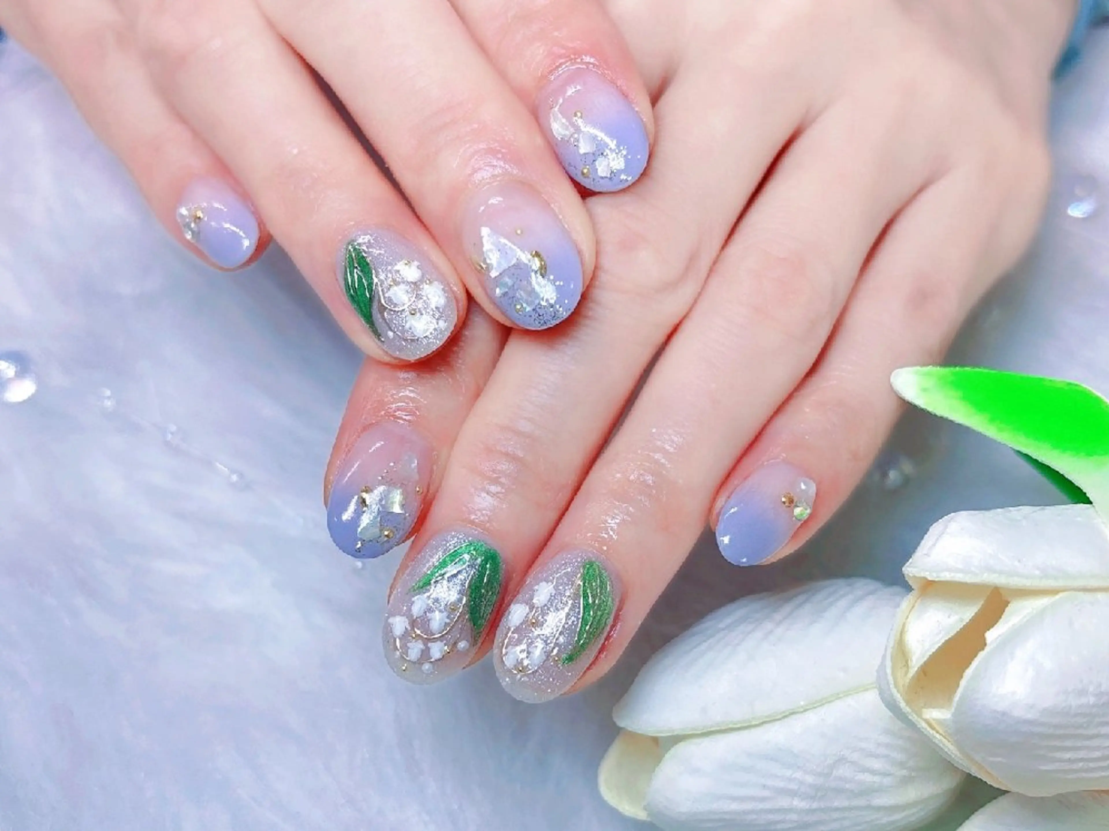 ネイル チークネイル 成人式 長さ出し フラッシュネイル フレンチネイル Chouette Nailのネイルデザイン