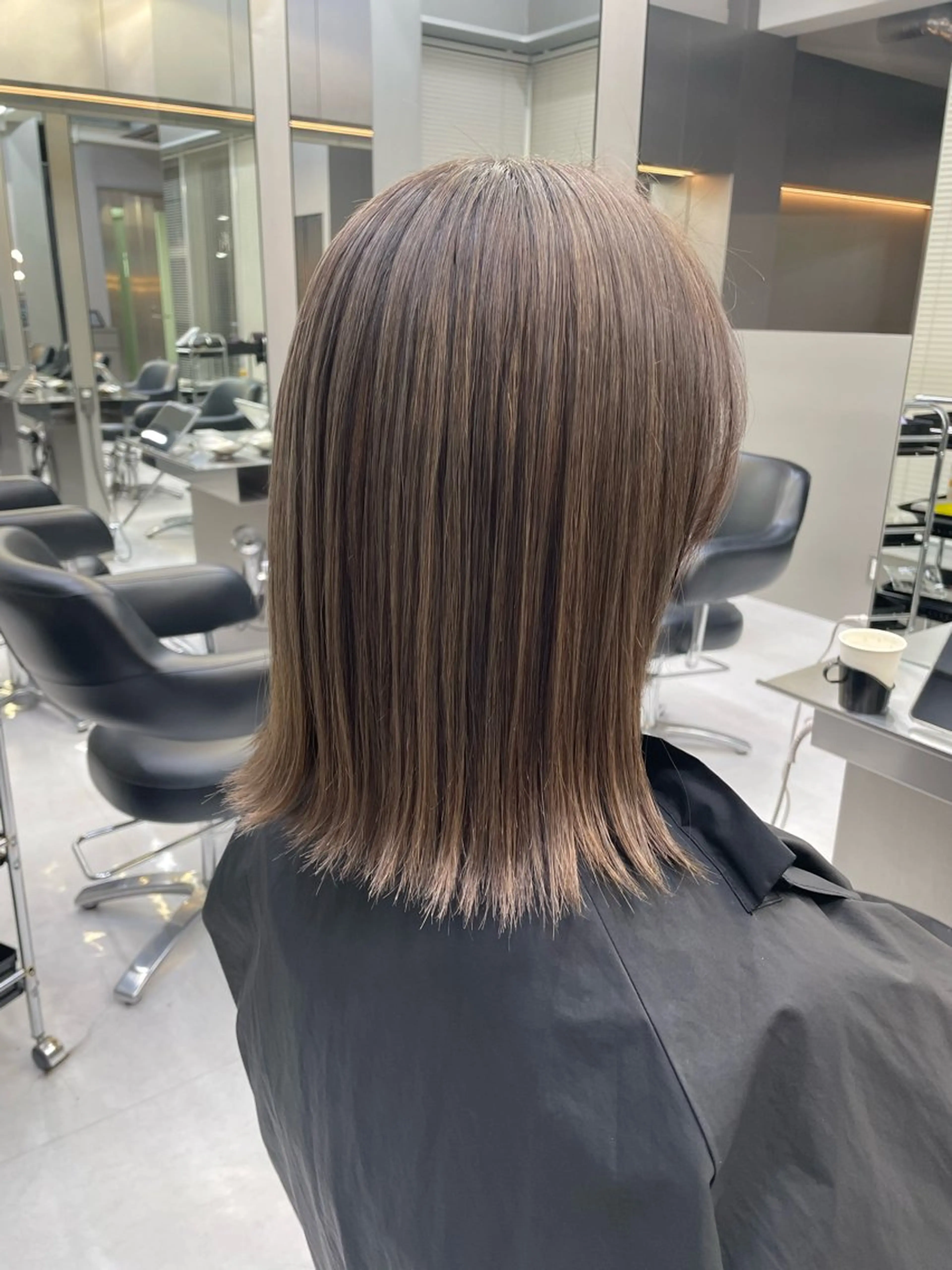 ミディアム ヘアカラー ヘアセット 🫧バレイヤージュ/ ハイトーン/ミズキのヘアスタイル