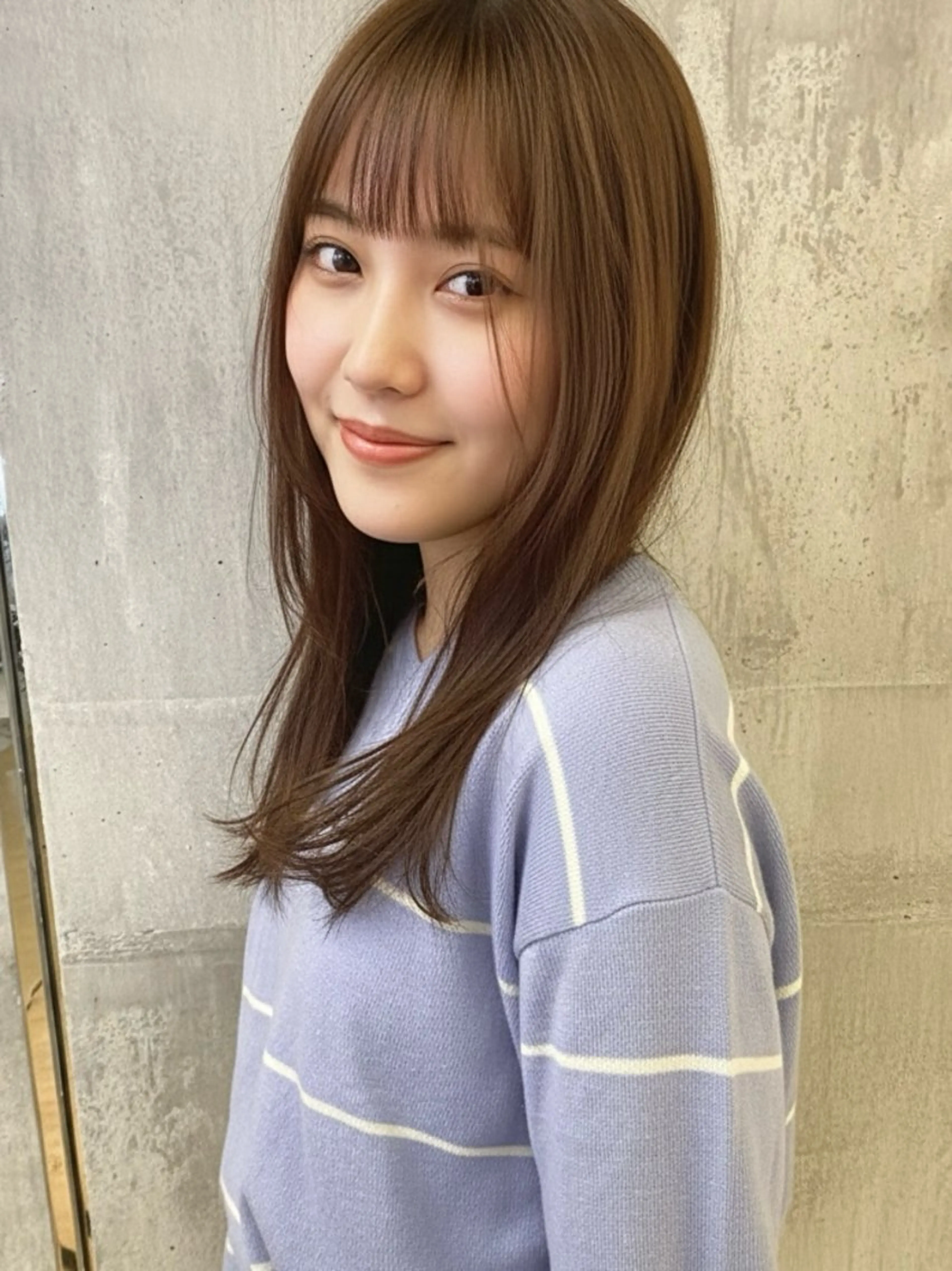 ミディアム カラー ベージュカラー カット ヘアカラー トリートメント 田室 和幸のヘアスタイル