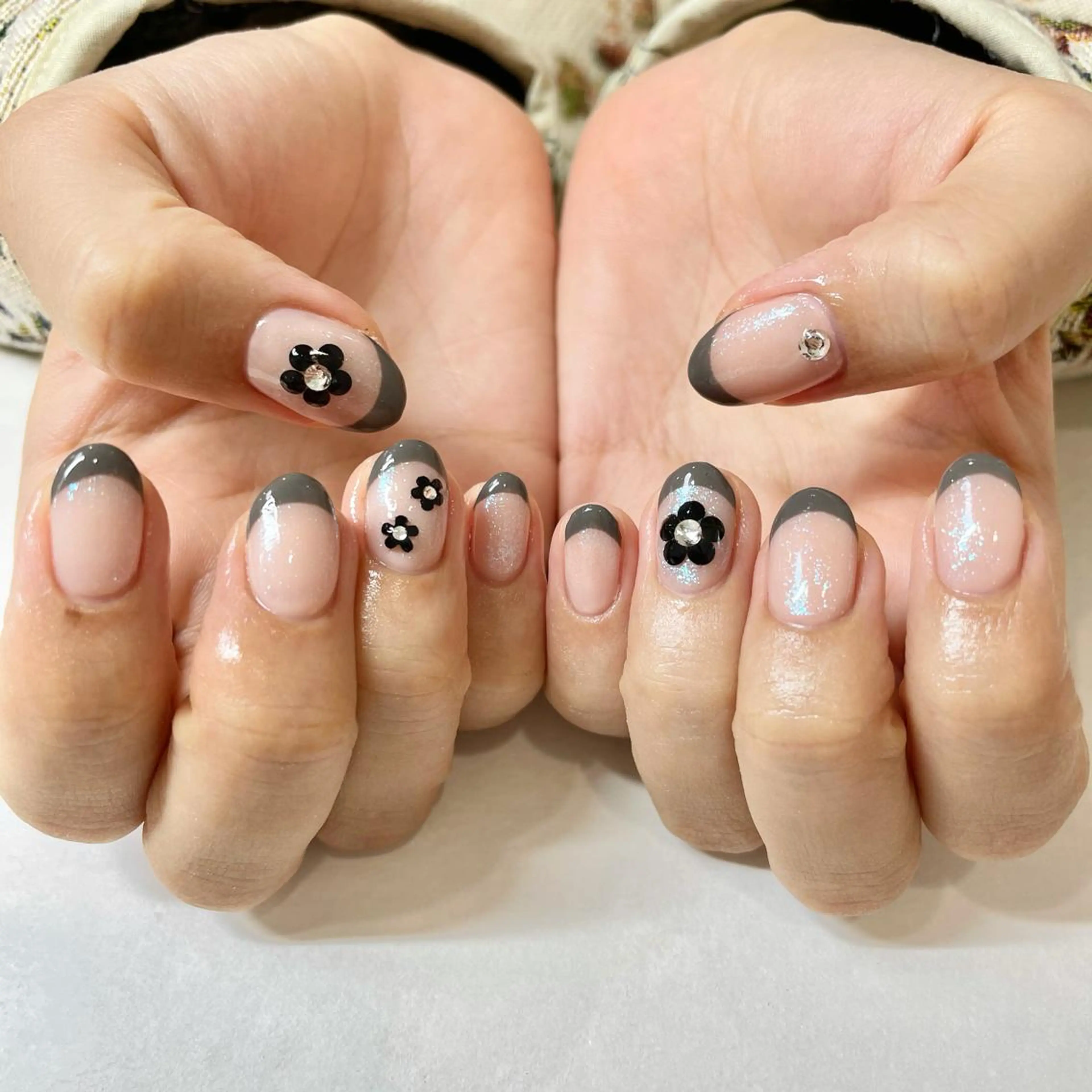 ネイル フラワーネイル フレンチネイル 🎀AYAKO 🎀中韓ネイルのネイルデザイン