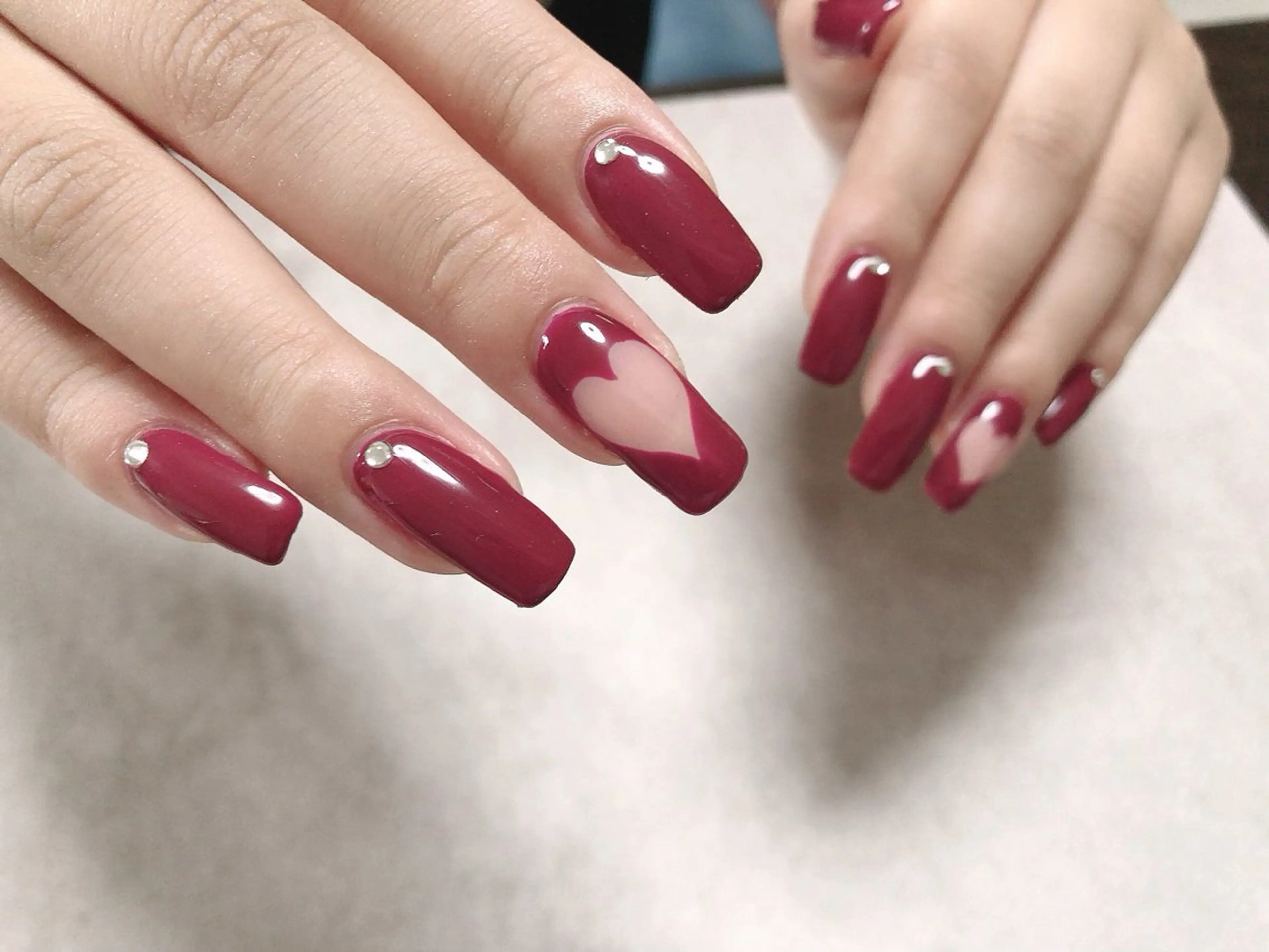 ネイル クリアネイル ハート ロングネイル ミディアムネイル mano nella manoのネイルデザイン