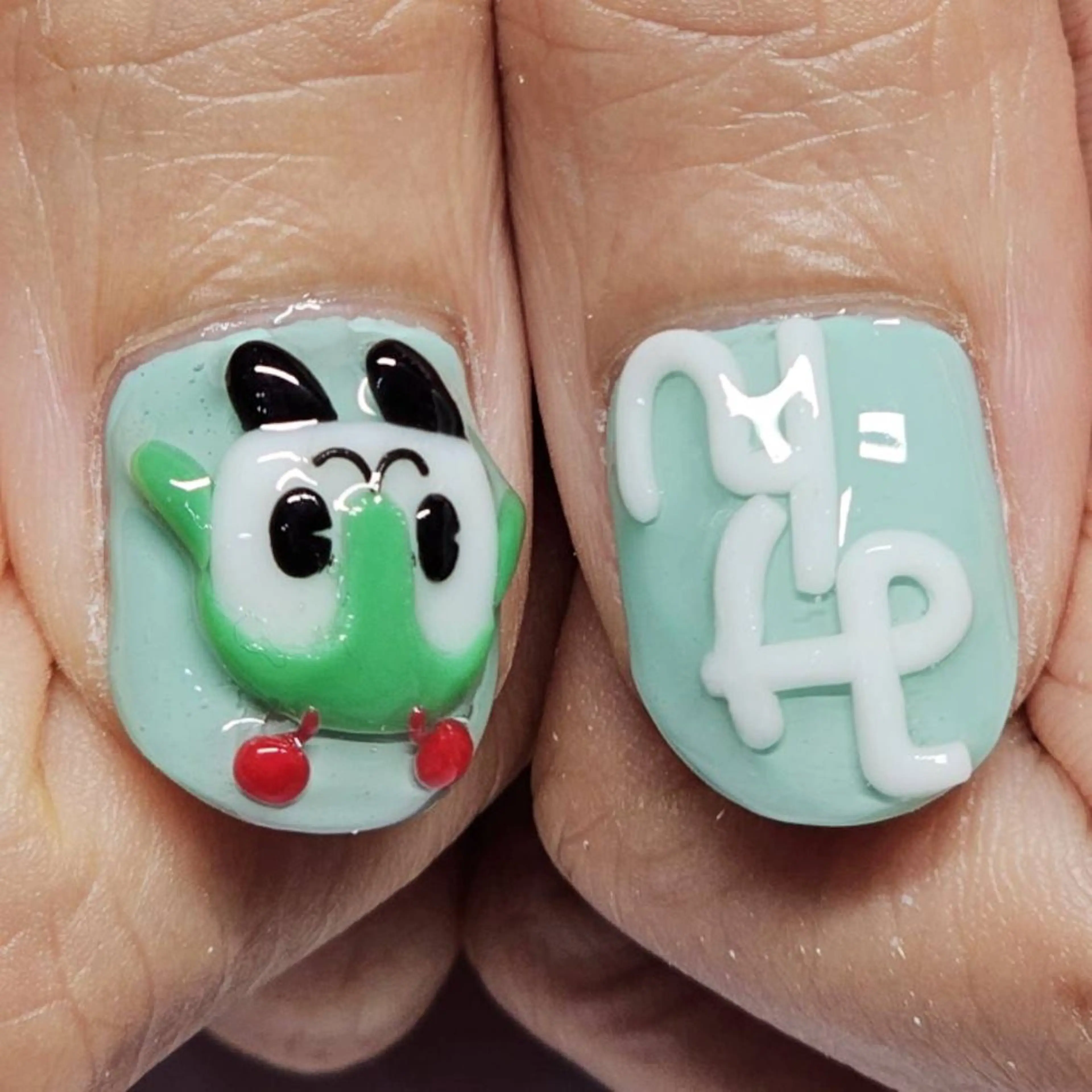 ネイル アートネイル グリーン ワンカラーネイル ハンドネイル よしだ ひろきのネイルデザイン