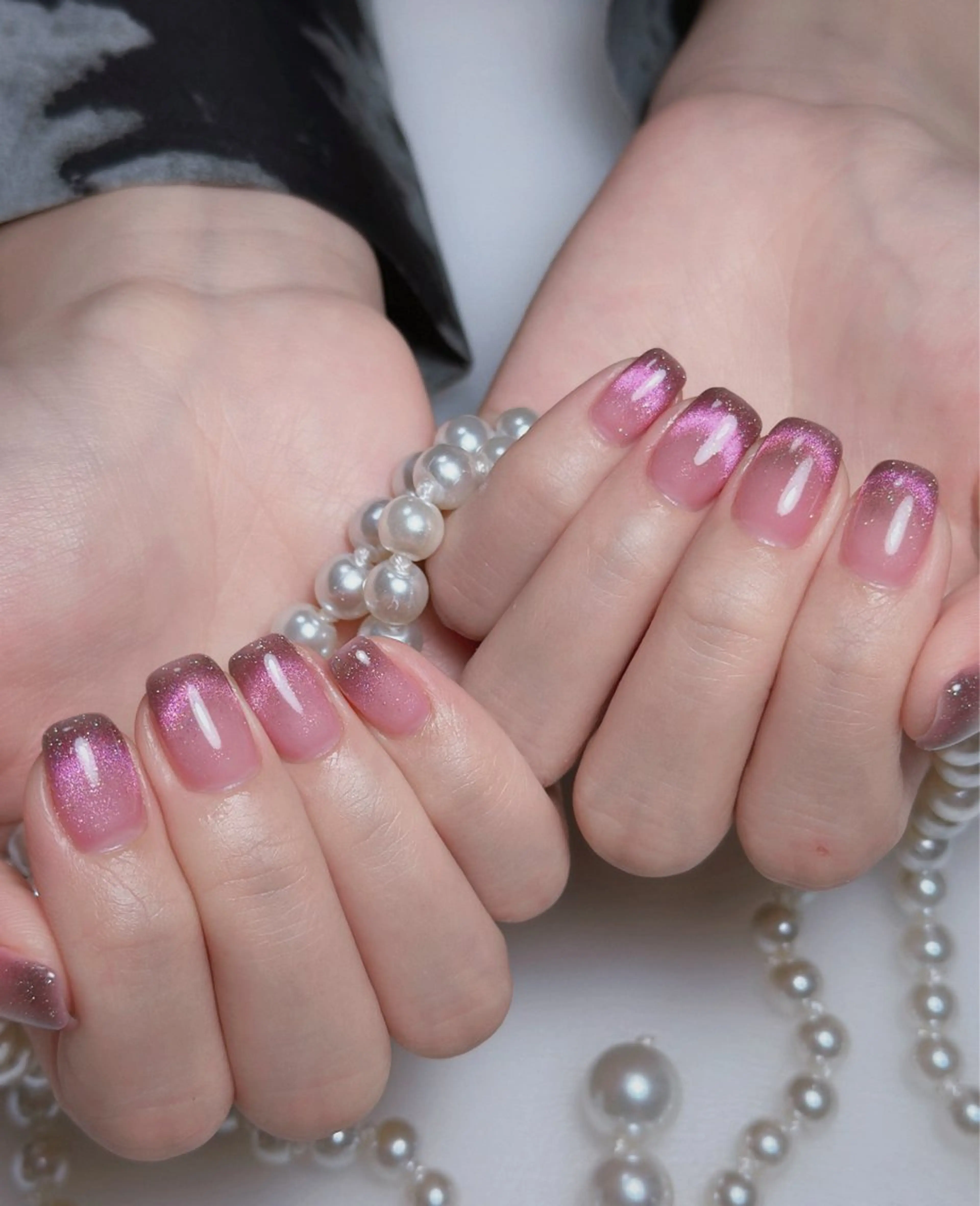 【ジェルオフ無料】マグネットフレンチグラデーションの写真