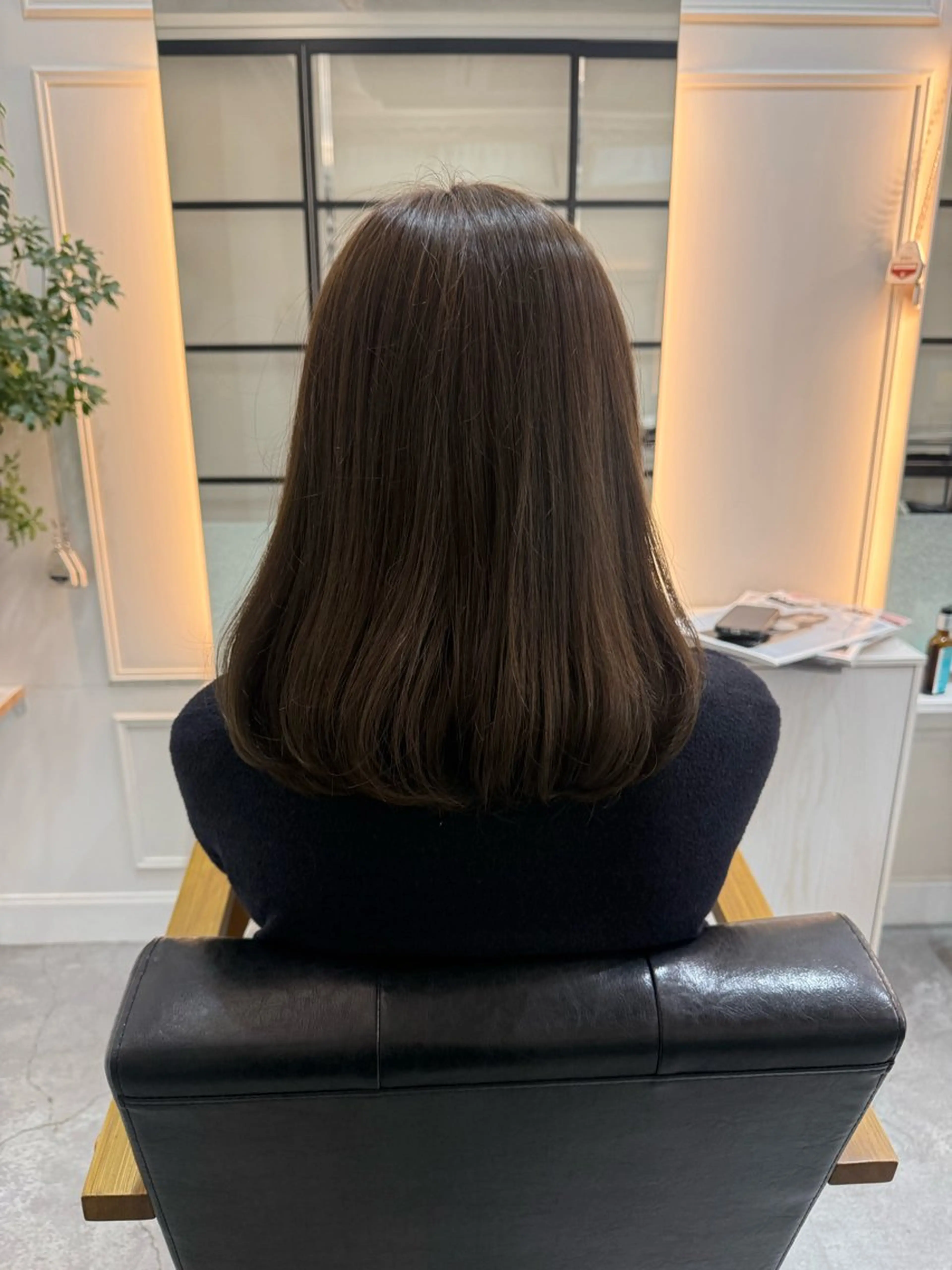 セミロング カラー ヘアカラー Queens Yukikoのヘアスタイル