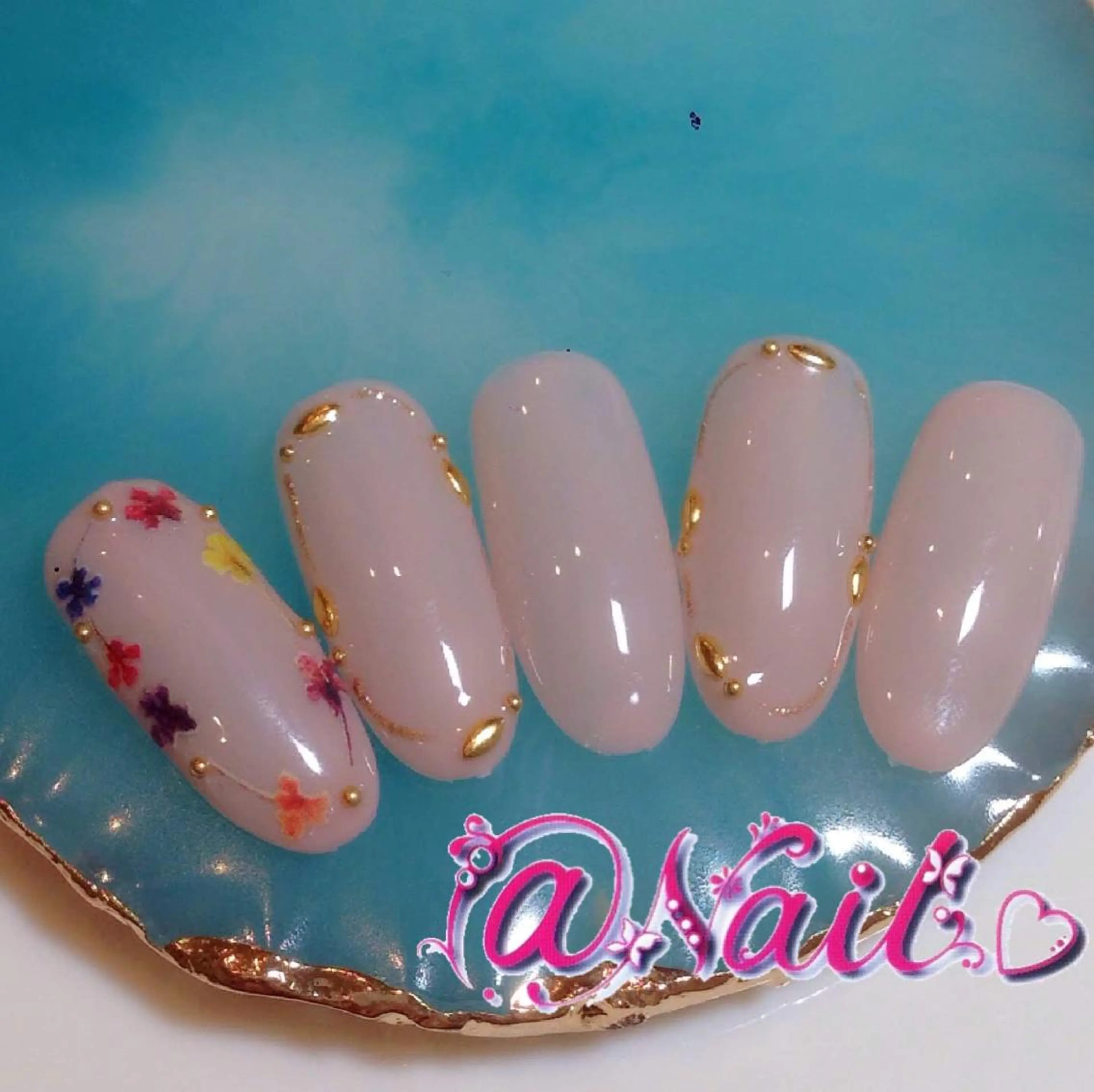 ネイル ネイルチップ 小尾 栞のネイルデザイン