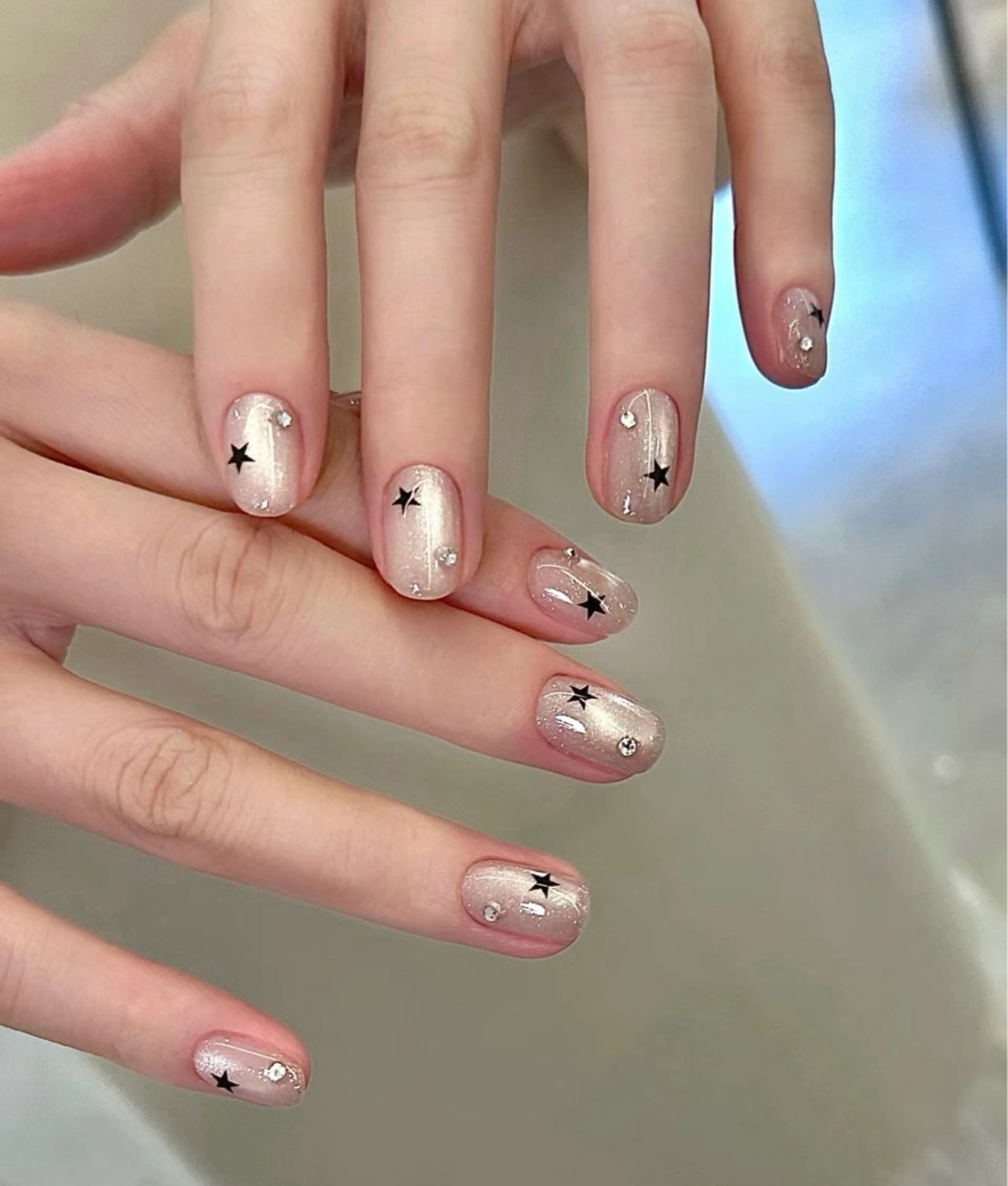 ネイル キラキラネイル マグネットネイル オフィスネイル BabyYouMi nailのネイルデザイン