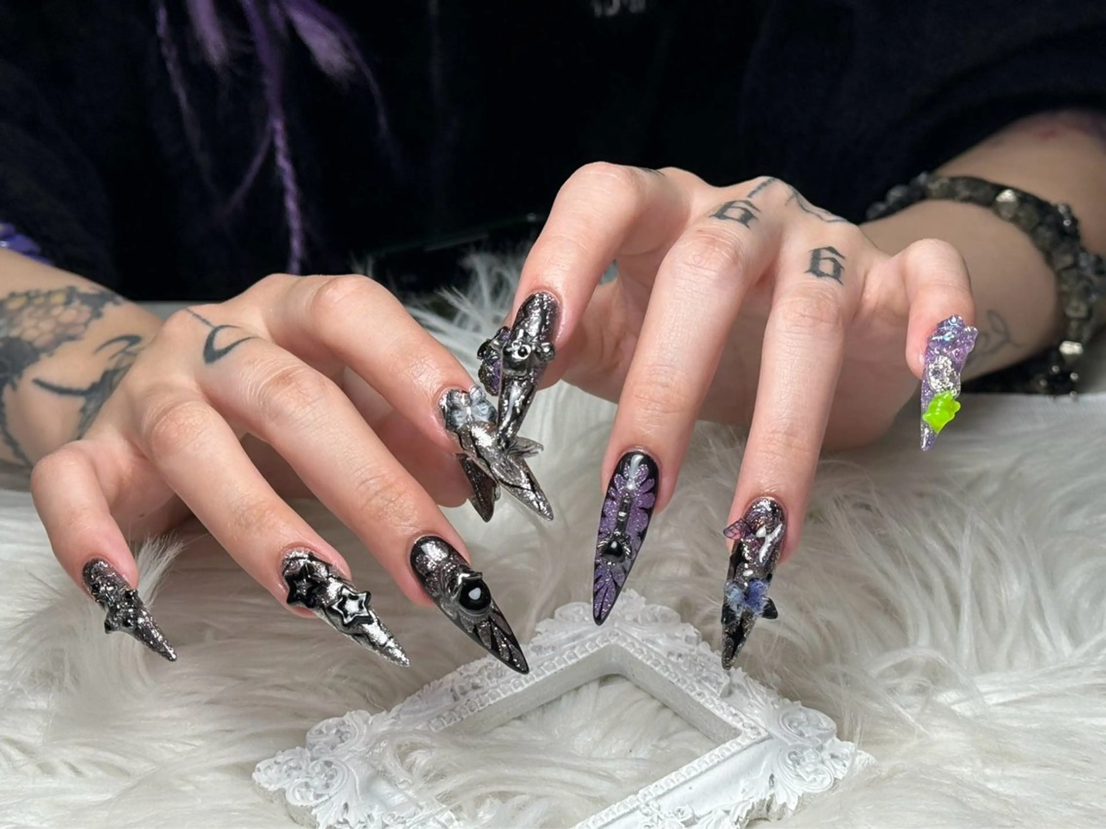 ネイル 長さ出し フレンチネイル ジェルネイル ガラスフレンチ 韓国ネイル ハンドネイル ハンドケア For U nail スカルプ専門店のネイルデザイン