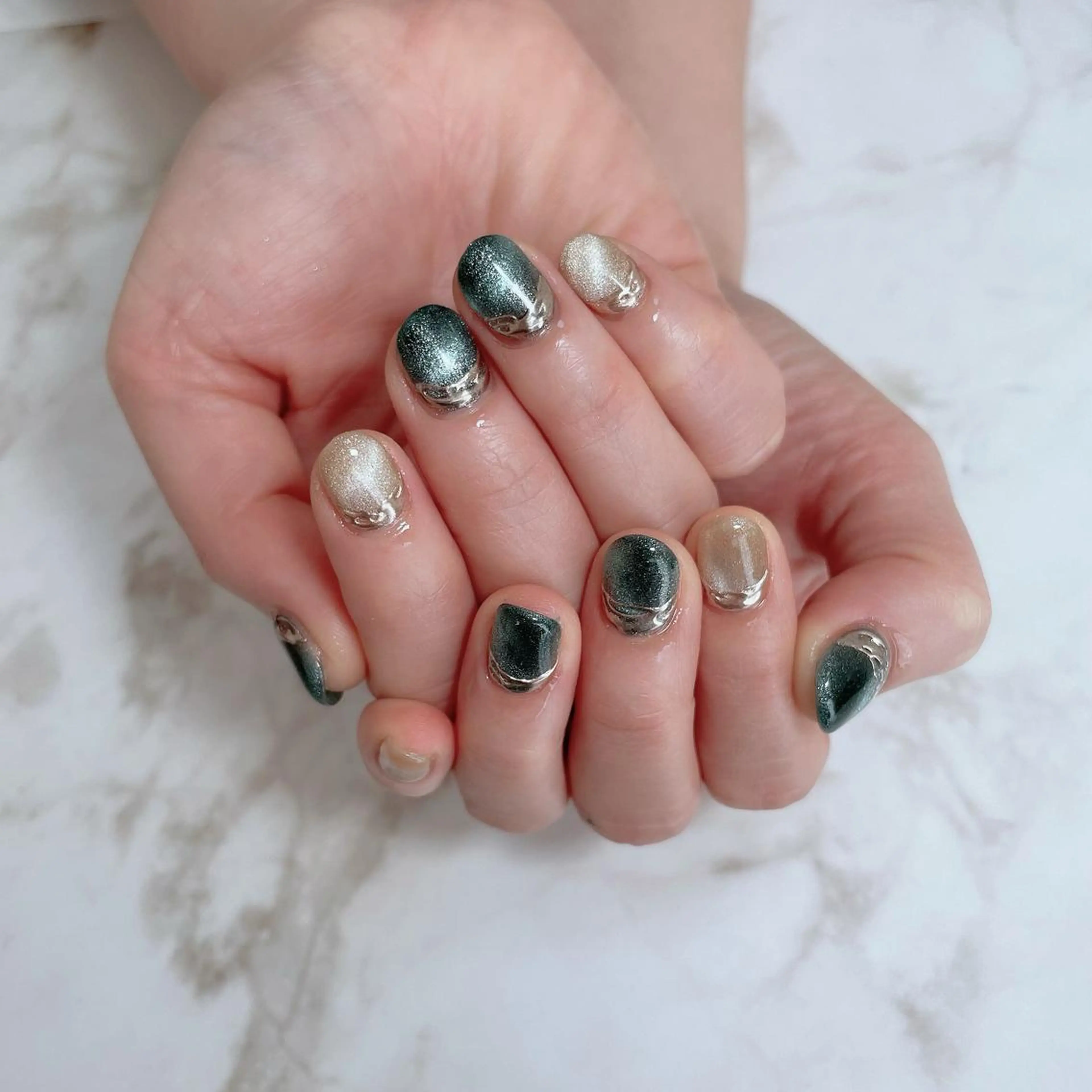 ネイル ジェルネイル マグネットネイル ハンドネイル Kayo 💅のネイルデザイン