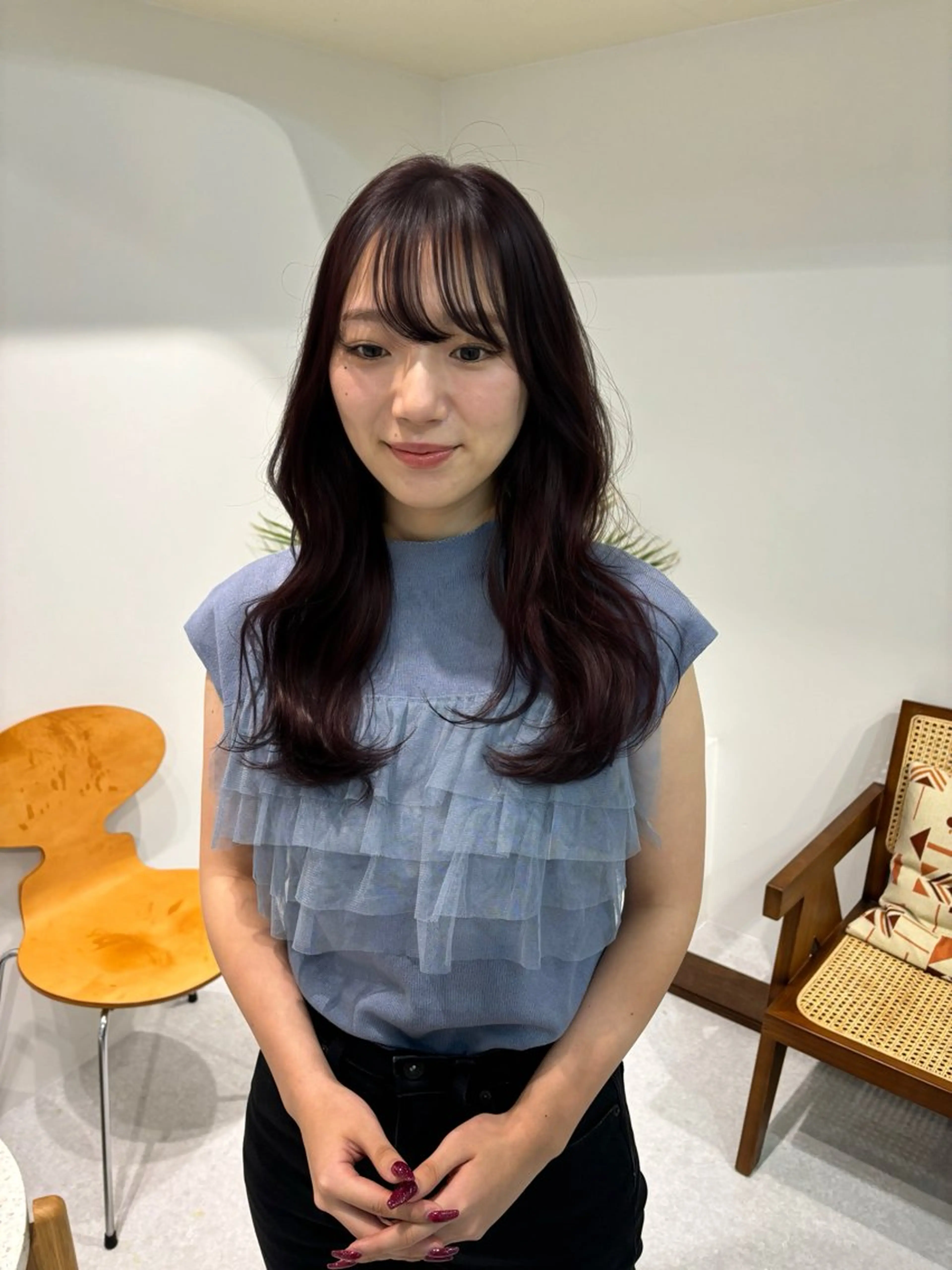 ロング カラー ブリーチ レッドカラー 顔まわりレイヤー レイヤーカット カット ヘアカラー トリートメント レイヤーカット🎀 kanaのヘアスタイル