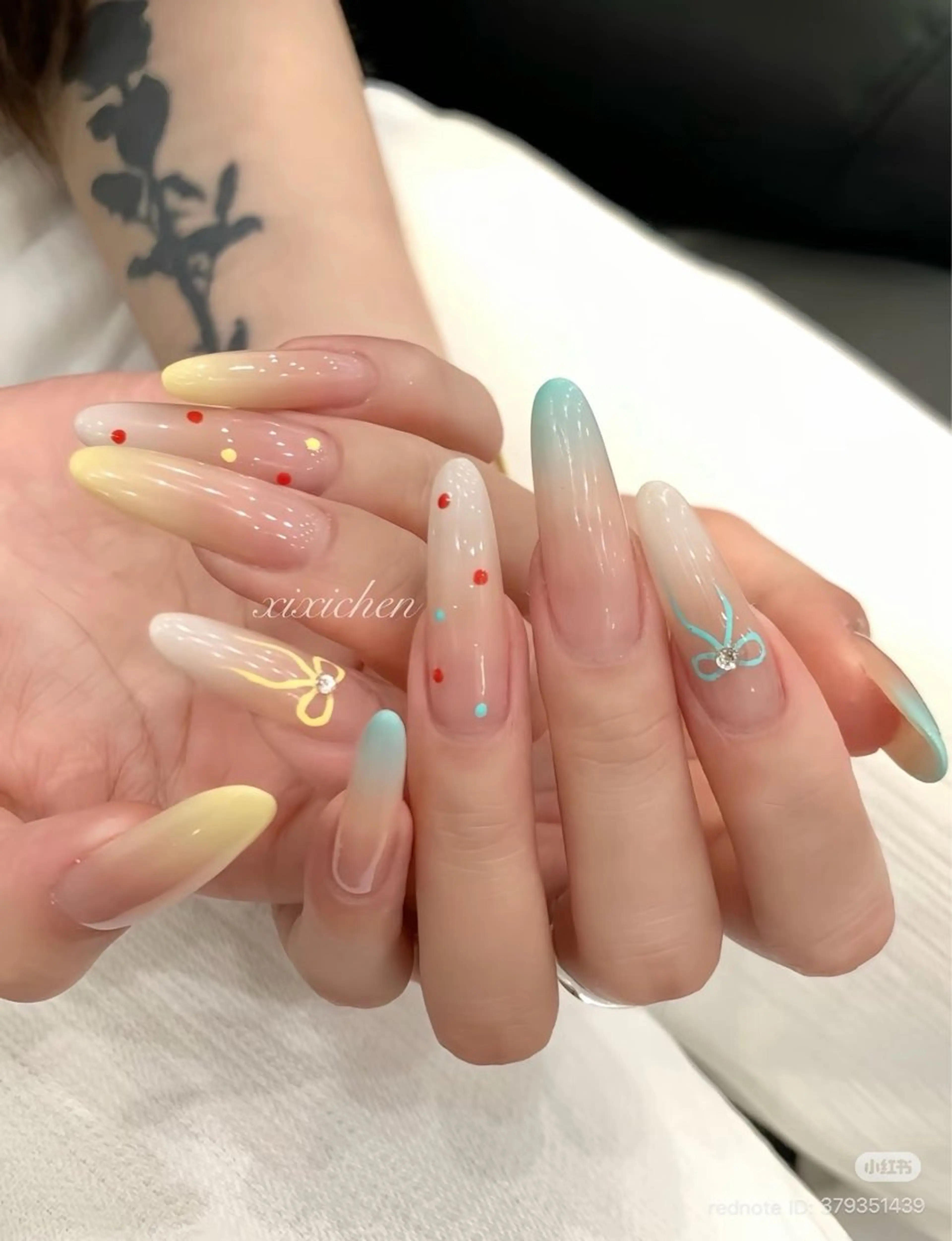 ネイル フレンチネイル キラキラネイル 韓国ネイル シンプルネイル ワンホンネイル ハンドネイル MEI Nailのネイルデザイン