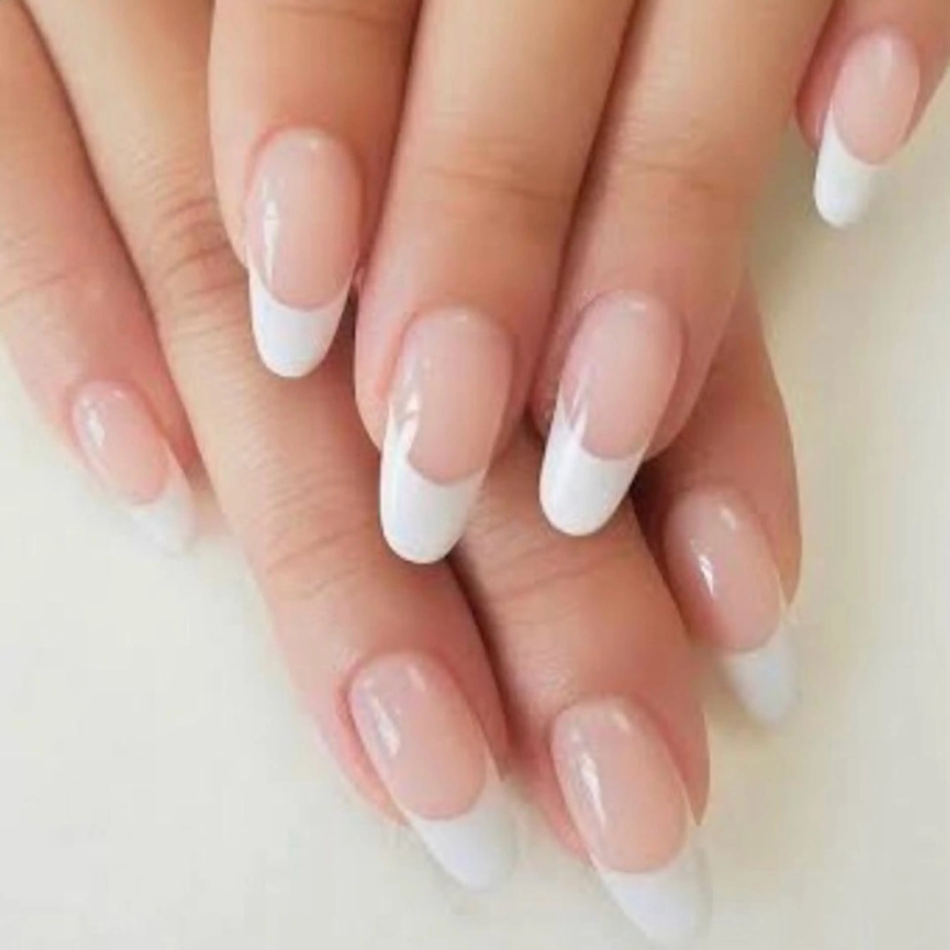 【hand】フレンチ☘️（オフ無し）の写真