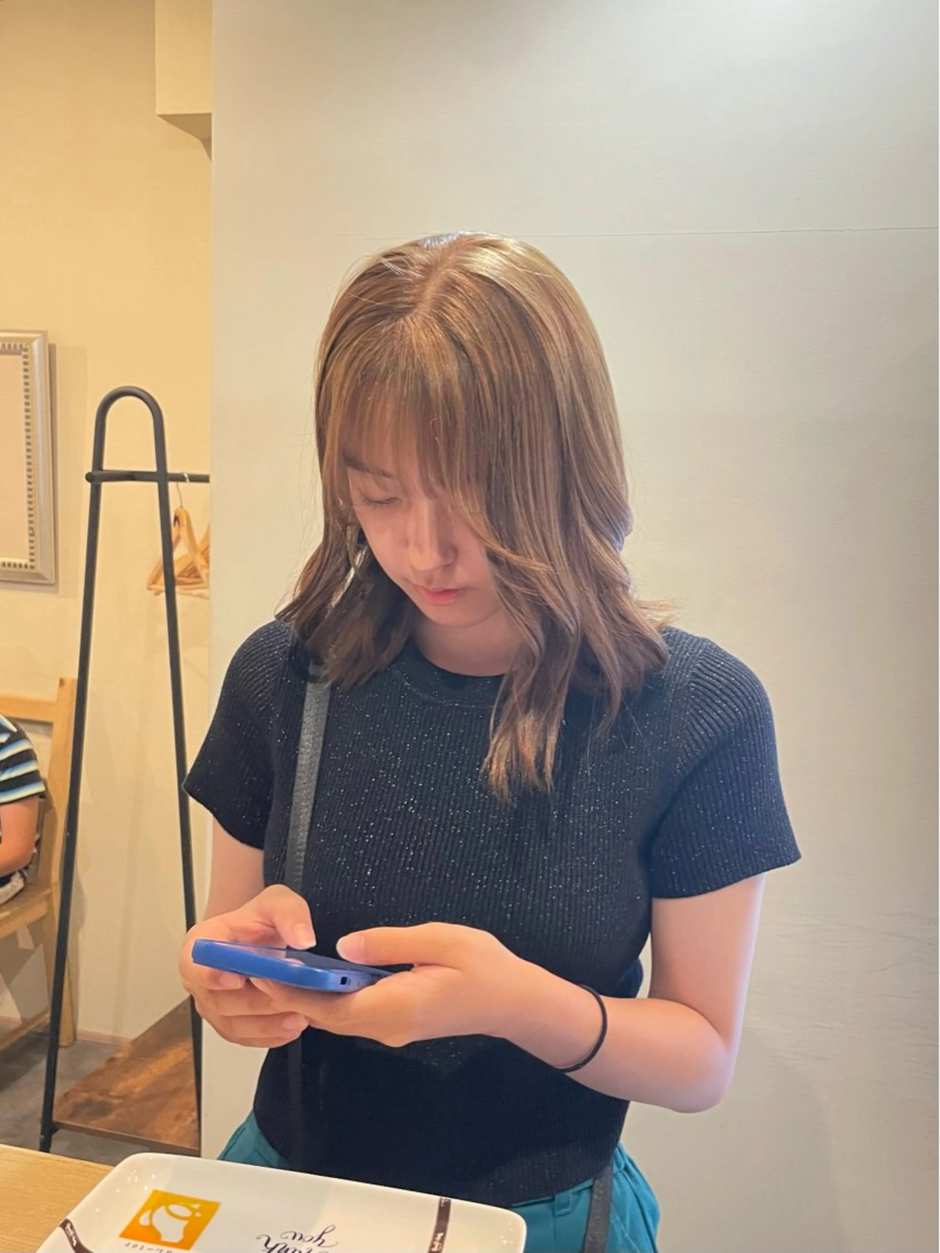 セミロング 鎌取/透明感カラー /ボブ/顔まわりのヘアスタイル