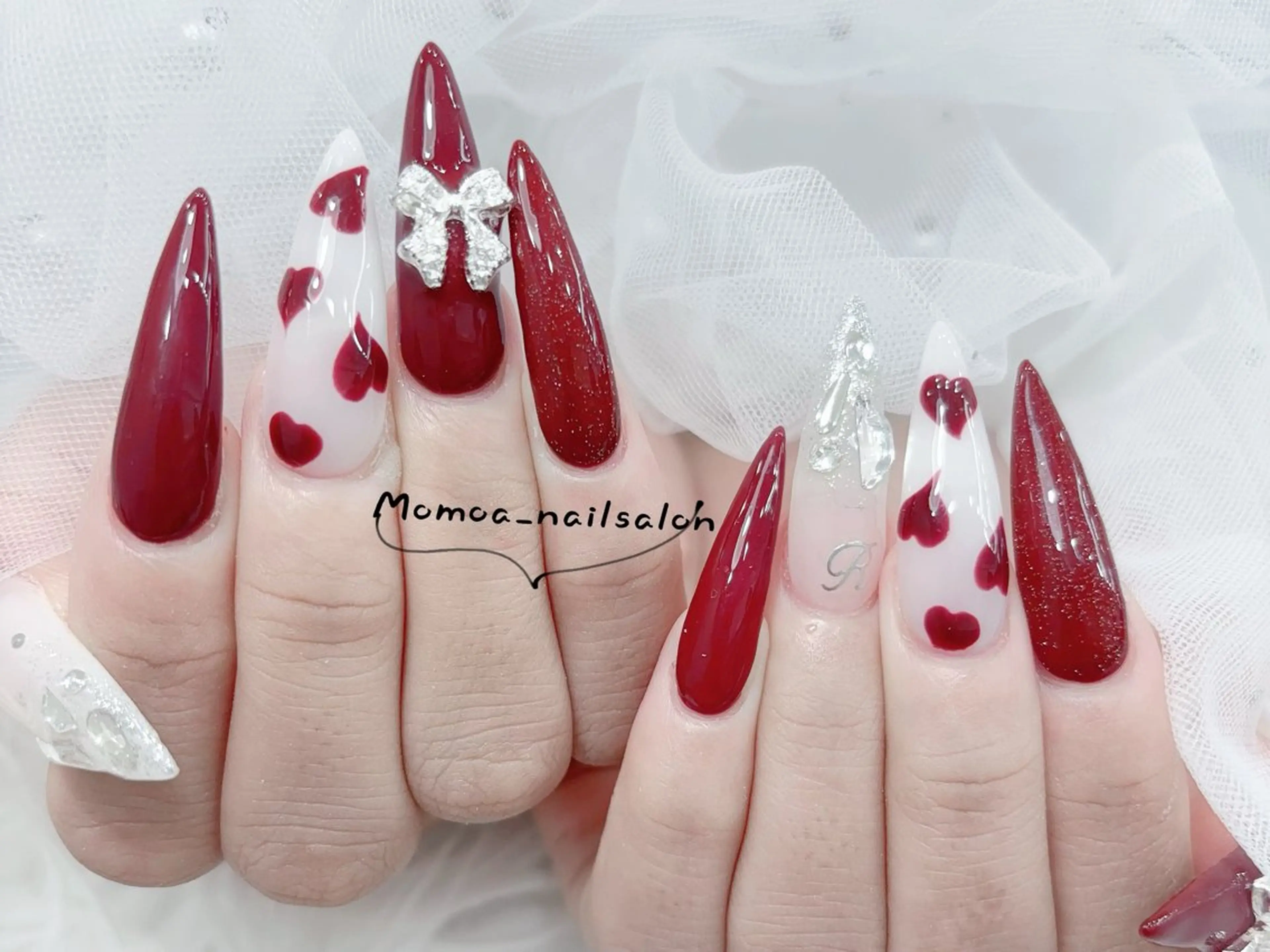 ネイル キラキラネイル スカルプネイル ハンドネイル MoMoA Nail ネイル長さ出し専門店のネイルデザイン