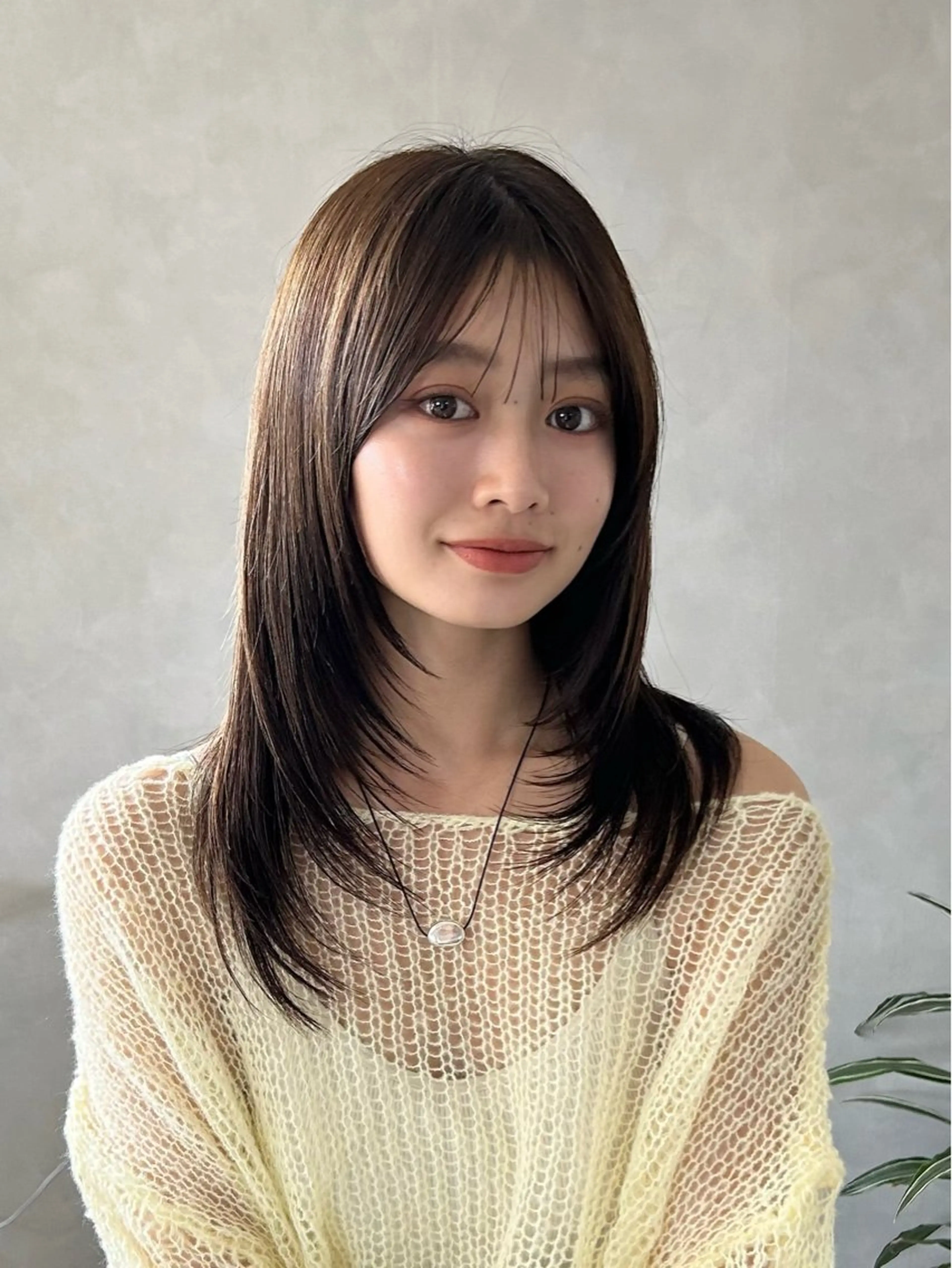 ミディアム カラー グレージュ レイヤーカット ❤️ショートカット ・顔周りカット❤️のヘアスタイル
