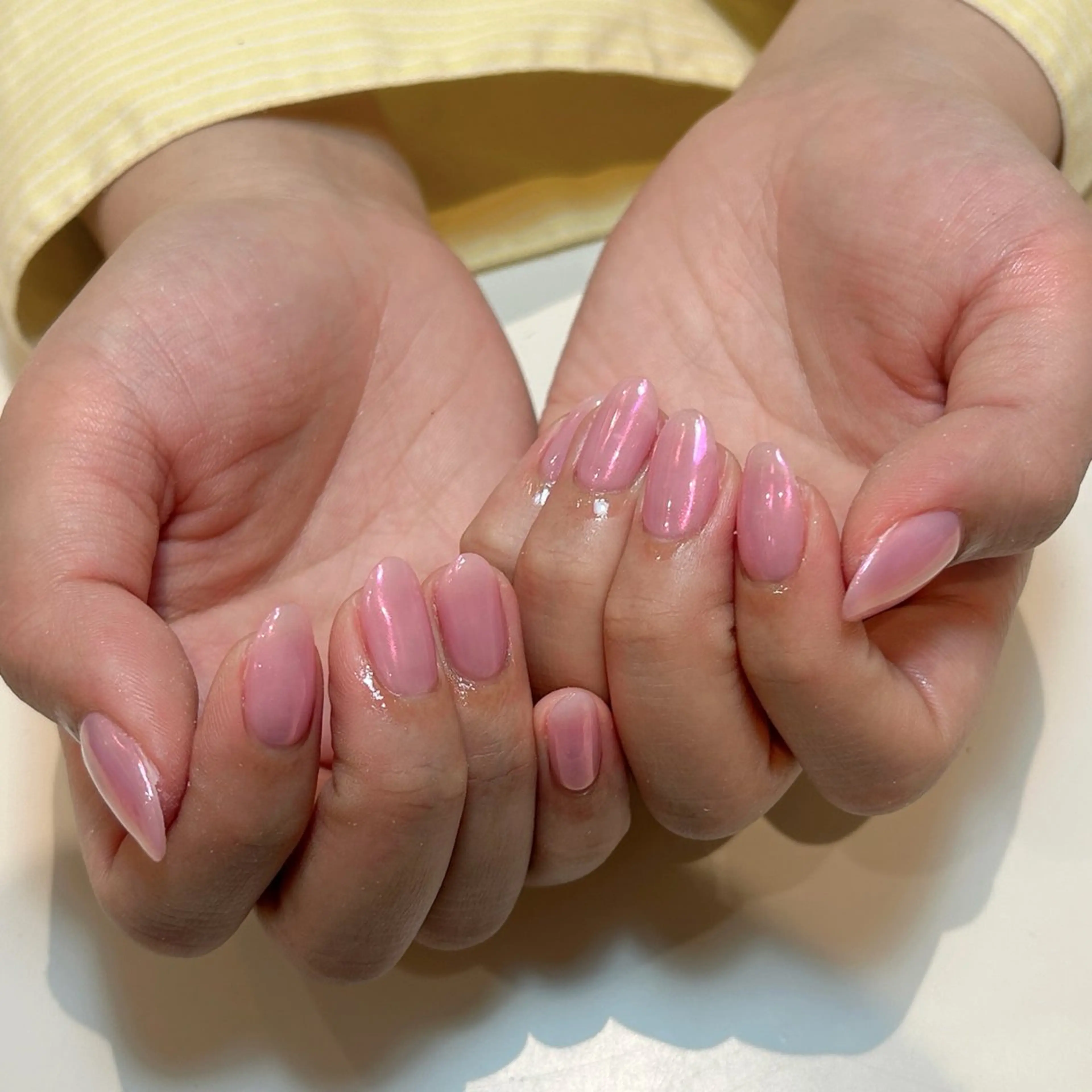 ネイル オーロラネイル ワンカラーネイル ハンドネイル sayuri ໒꒱のネイルデザイン