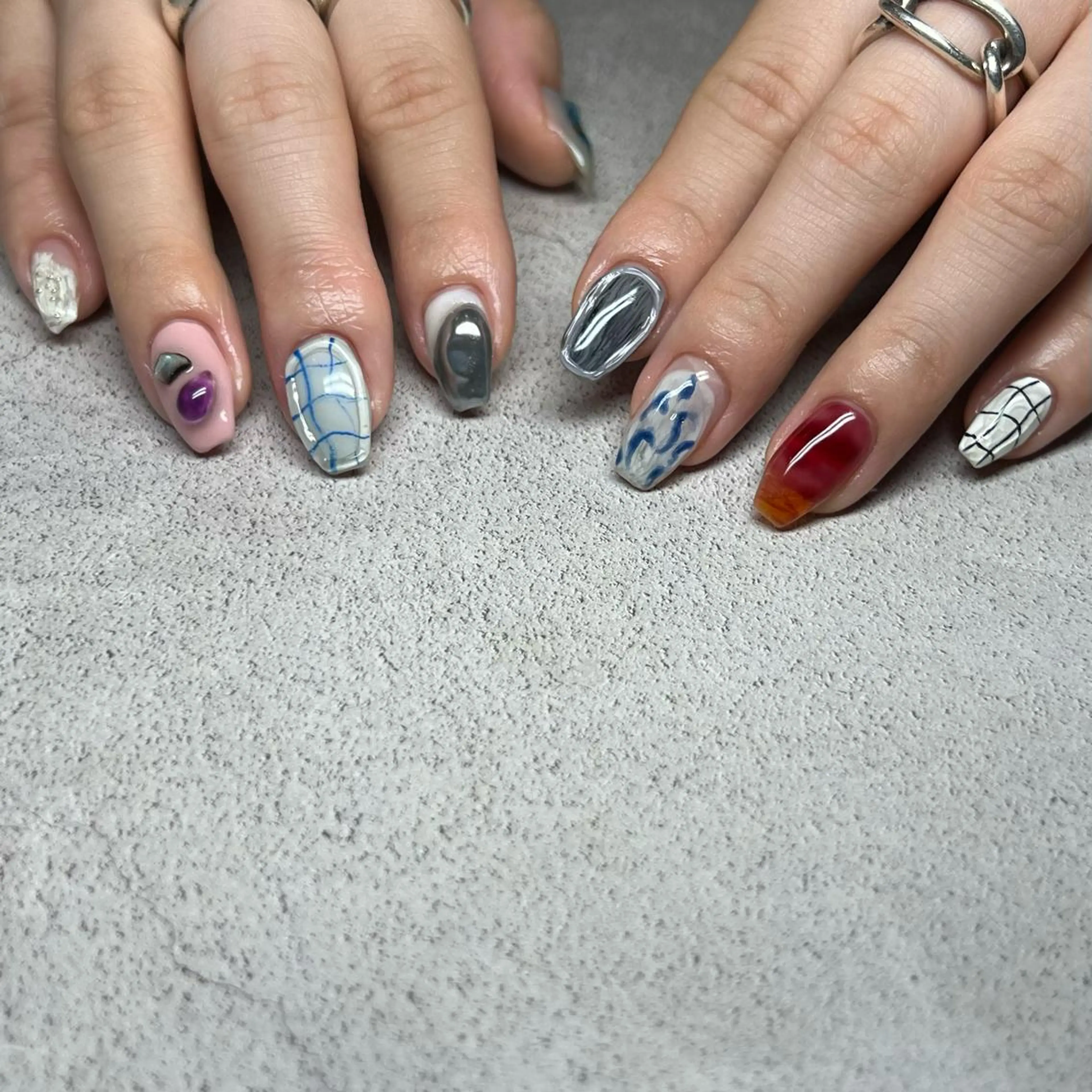 ネイル ニュアンスネイル ハンドネイル 𝐫𝐚𝐢 𝐧𝐚𝐢𝐥のネイルデザイン