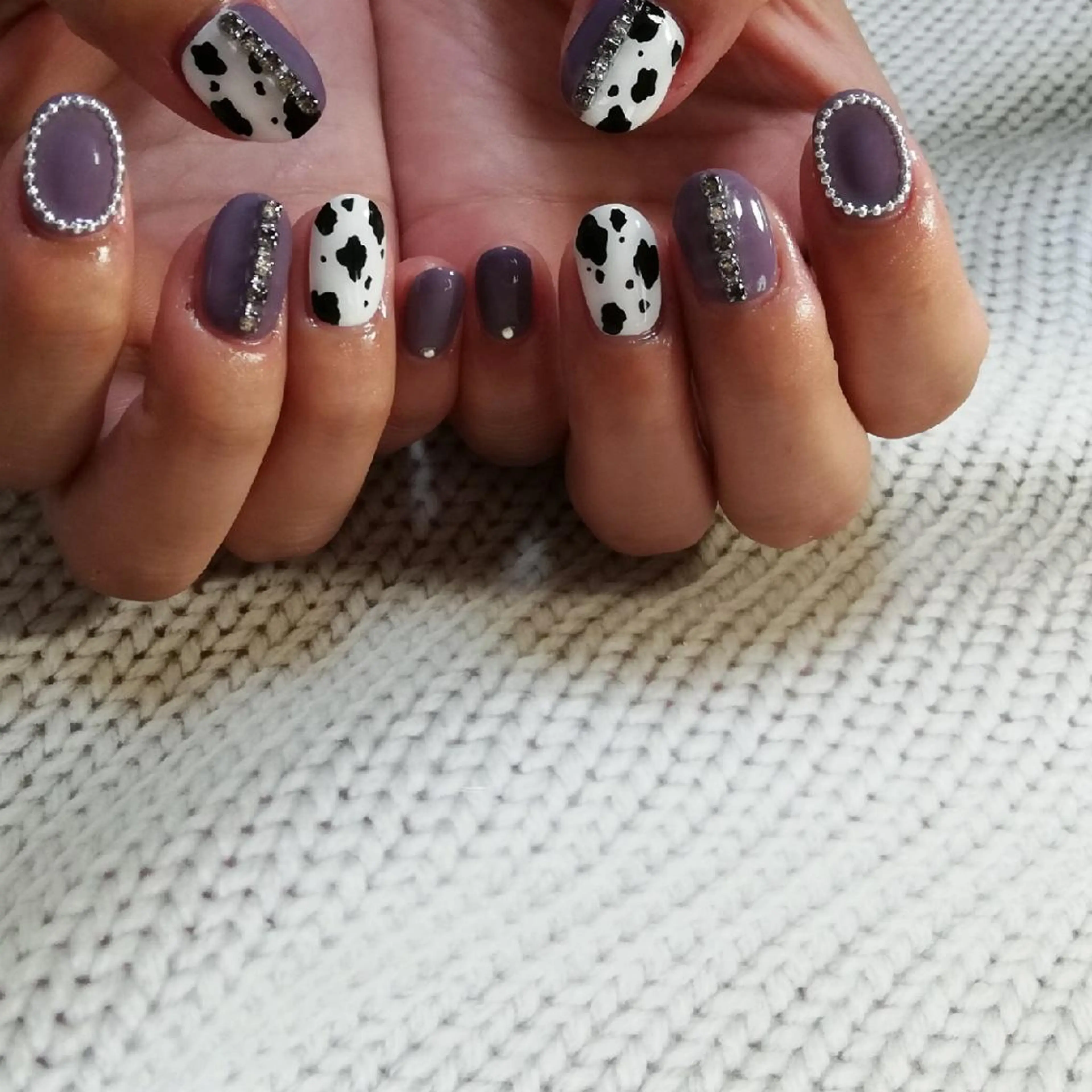 ネイル ストーンネイル ネイルサロンほっこり kanaのネイルデザイン