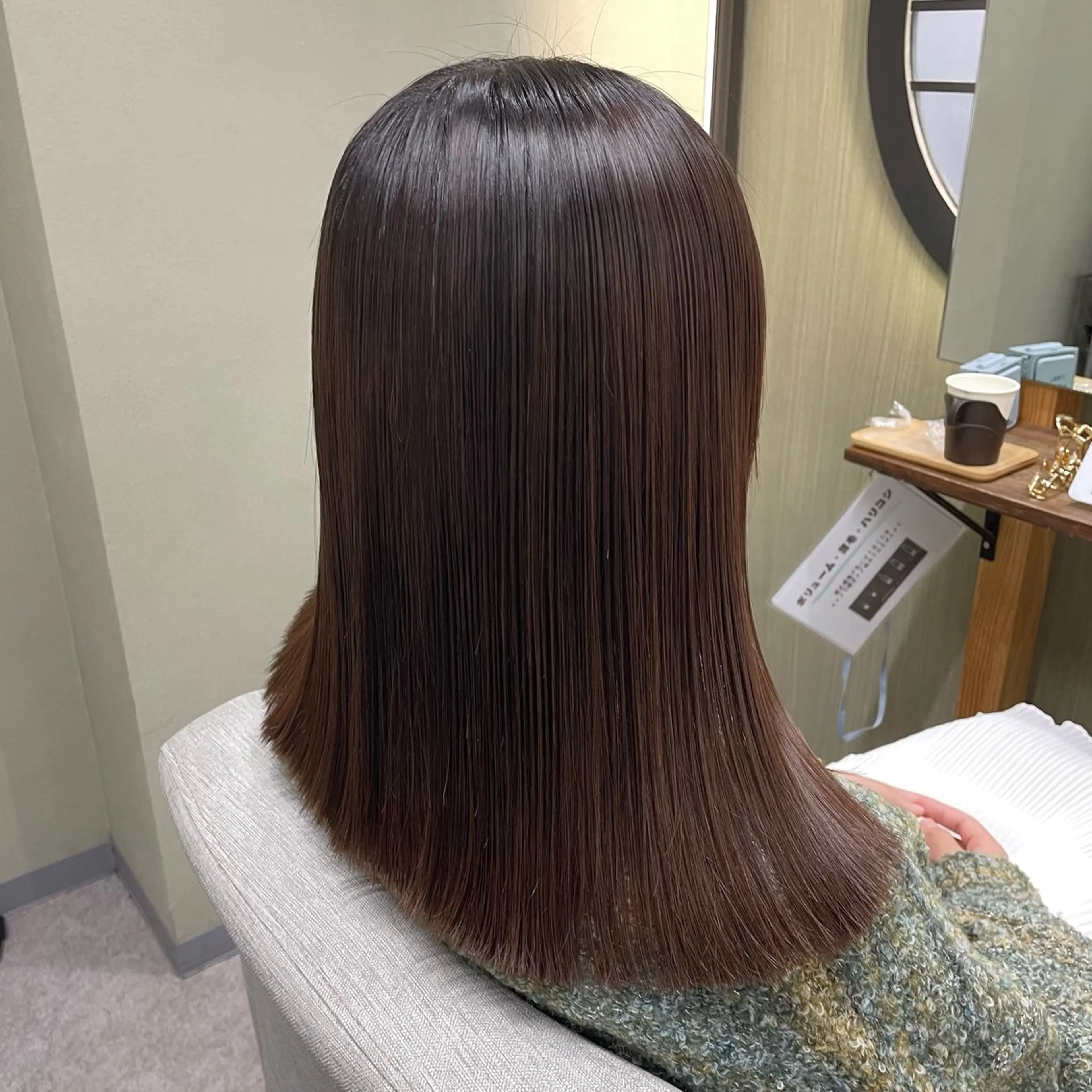 セミロング 髪質改善/艶カラー/ 縮毛矯正🫟ダイキのヘアスタイル