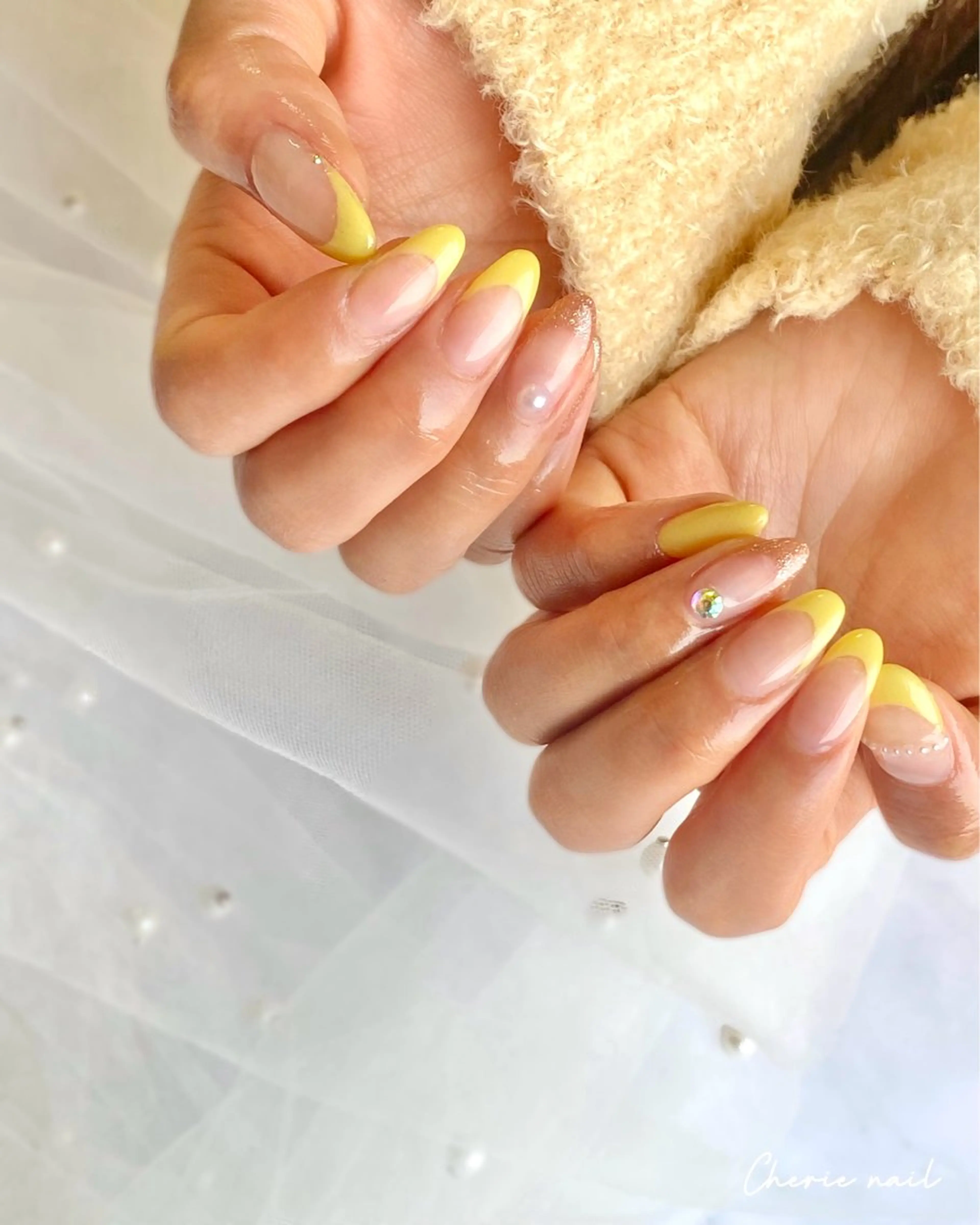 ネイル ジェルネイル ラメ(グリッター) パステルネイル 春ネイル 黄色 ハンドネイル Cherienail yunaのネイルデザイン