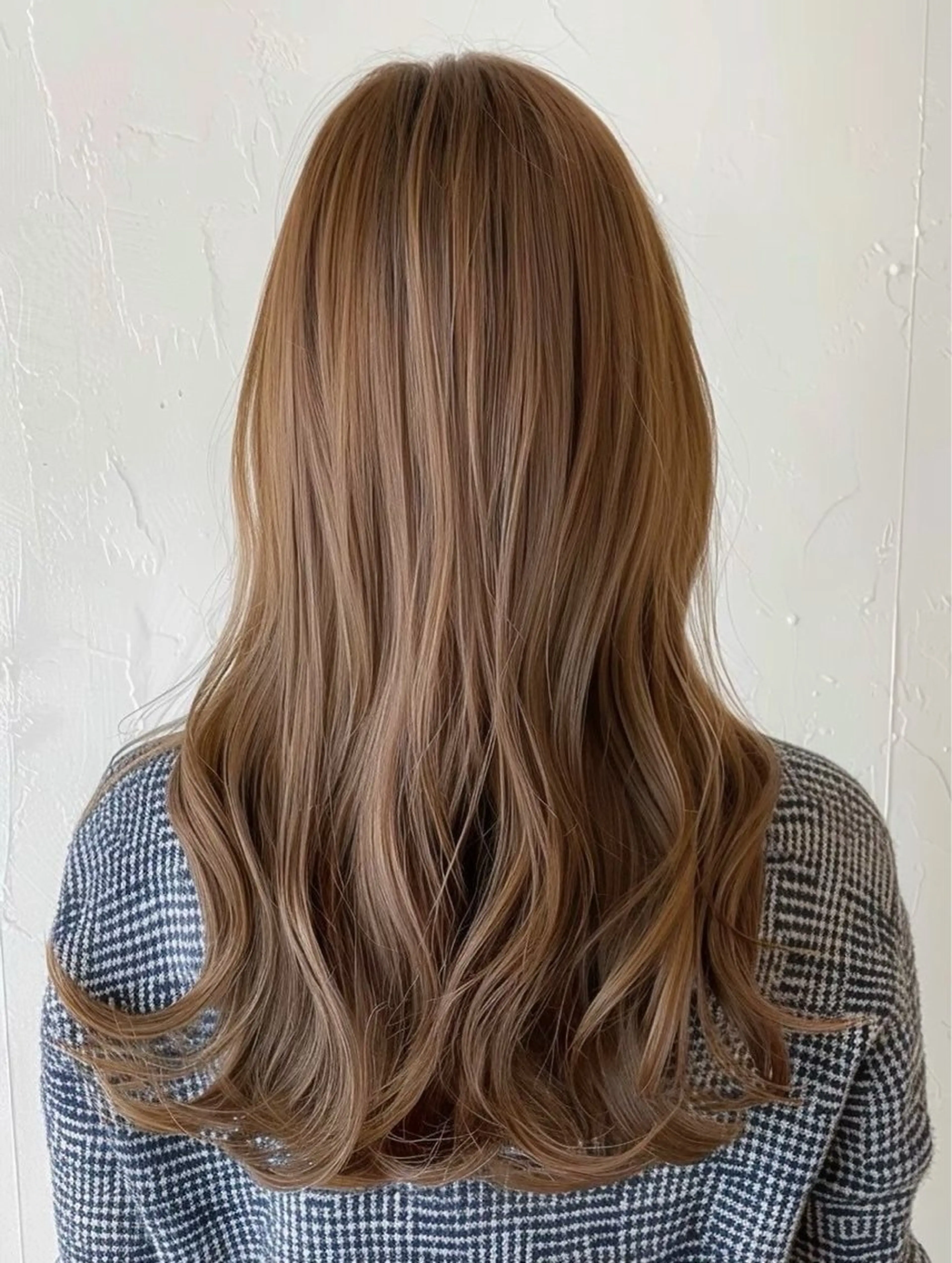 カラー はるか/阪急茨木/髪 質改善/透明感カラーのヘアスタイル