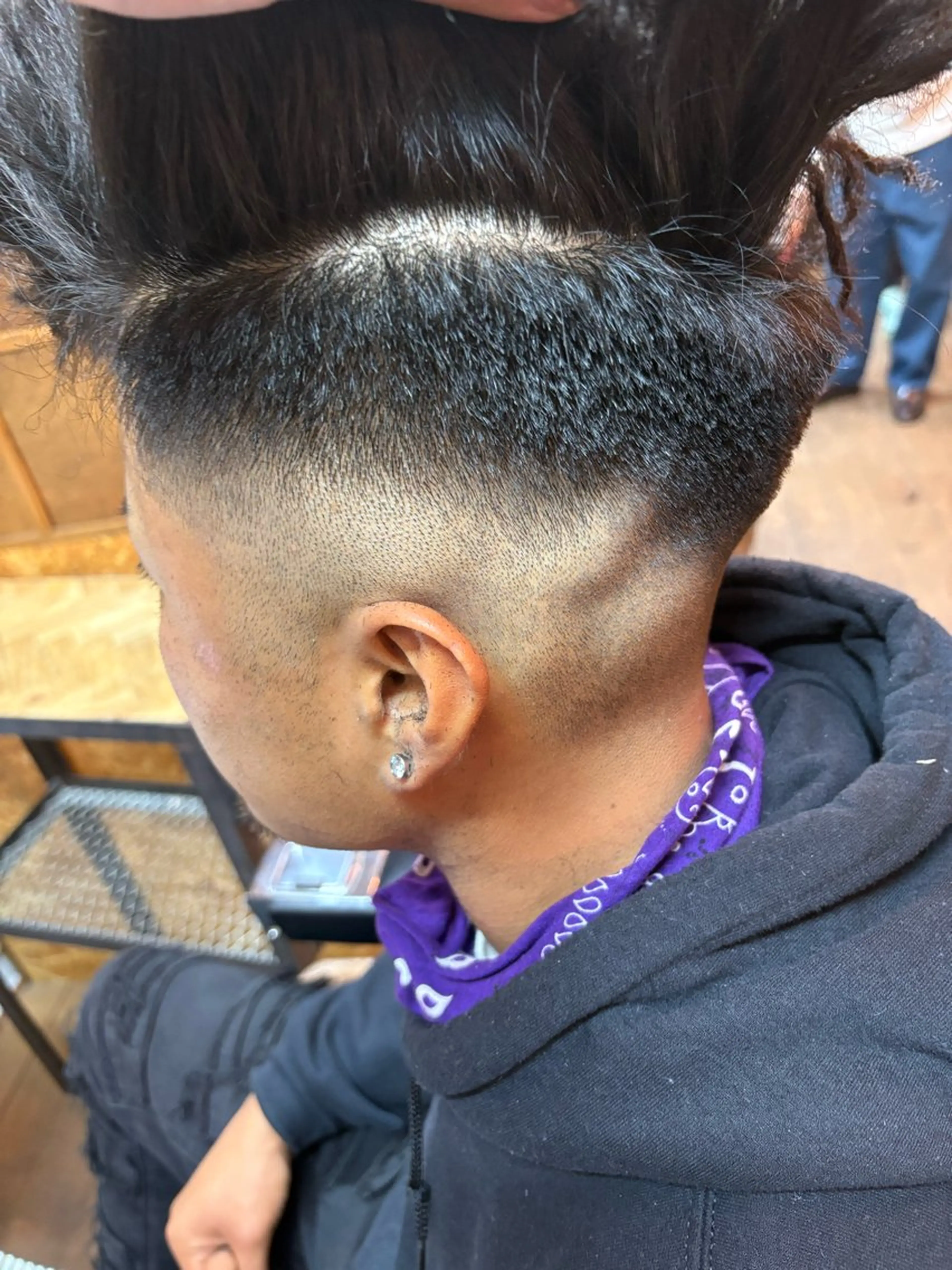 ショート パーマ メンズ フェードカット カット 高橋 知輝のヘアスタイル