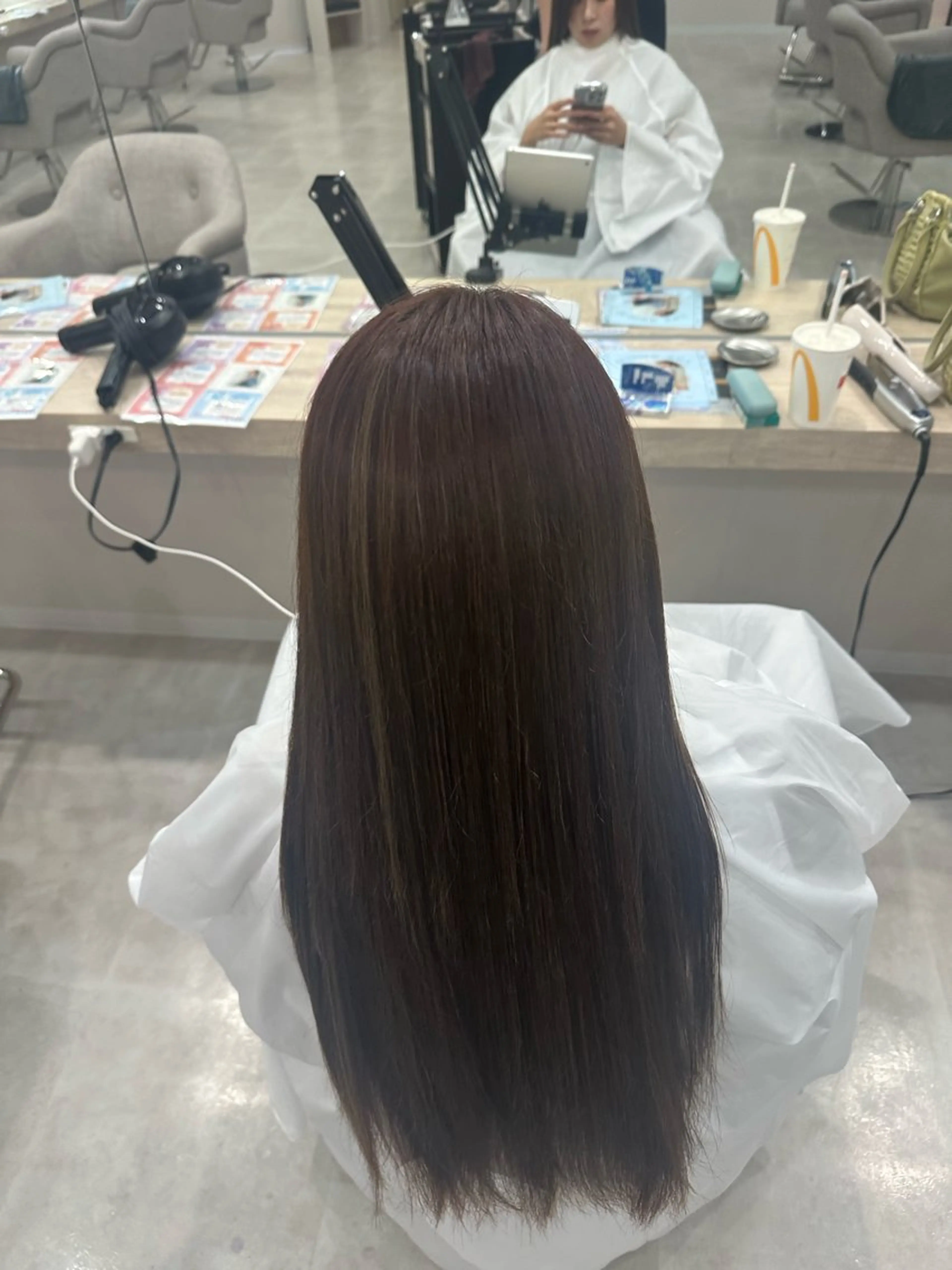 カラー ハイライトカラー 鈴村 桃花のヘアスタイル