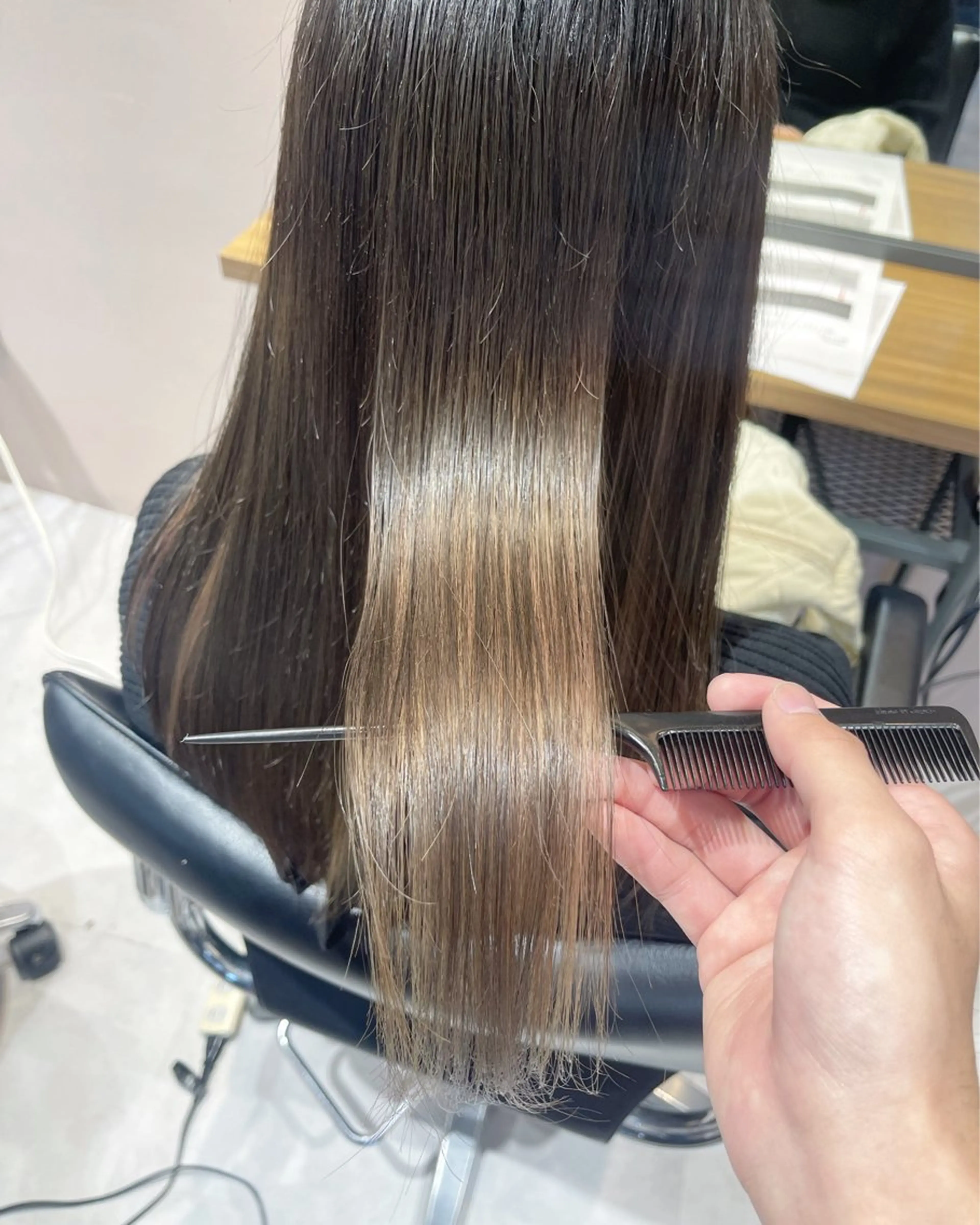 ロング カラー 城間 晴人のヘアスタイル
