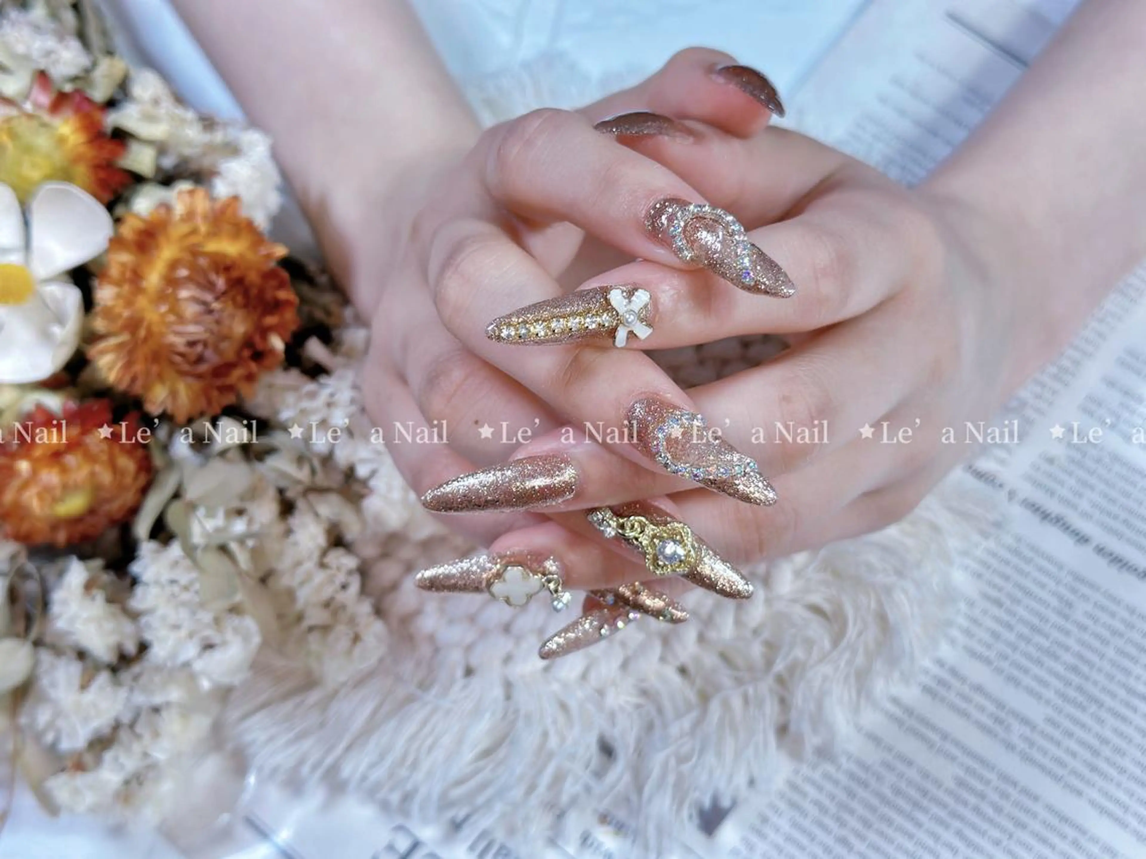 ロング カラー ネイル Le’a NailSalonのネイルデザイン