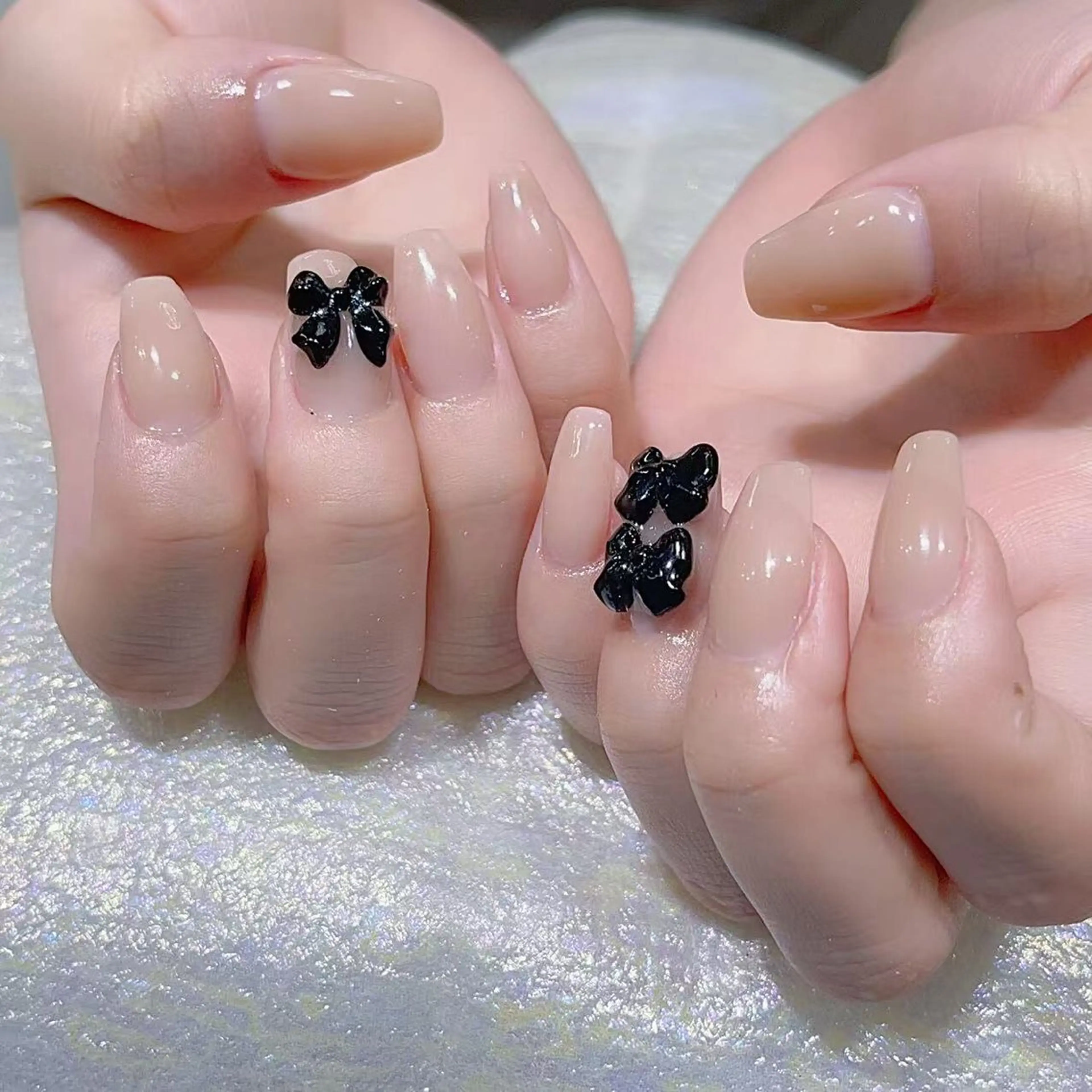 ネイル ハンドネイル Queens ひなのネイルデザイン