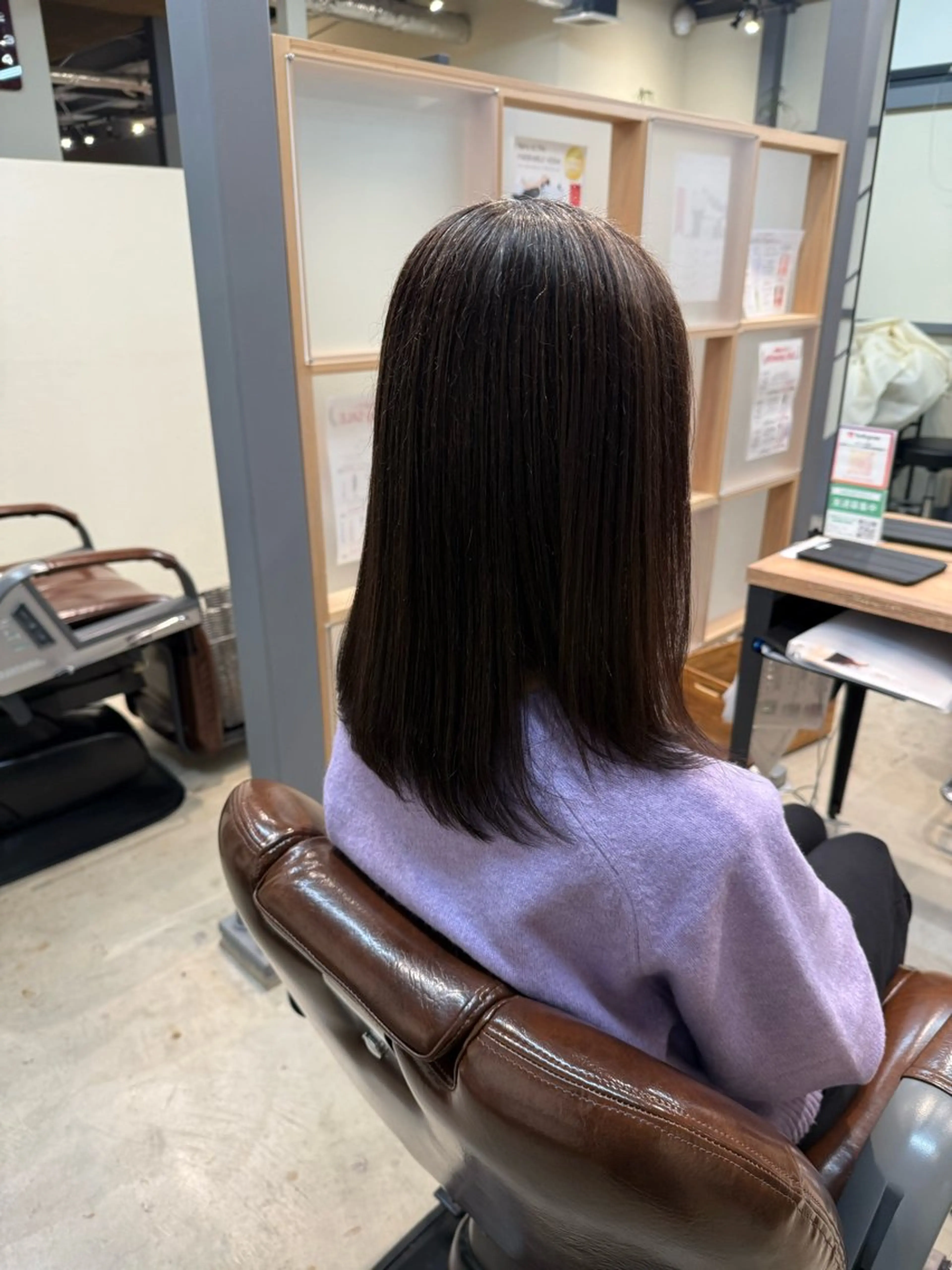 ミディアム ヘアカラー 三宅 陽大のヘアスタイル