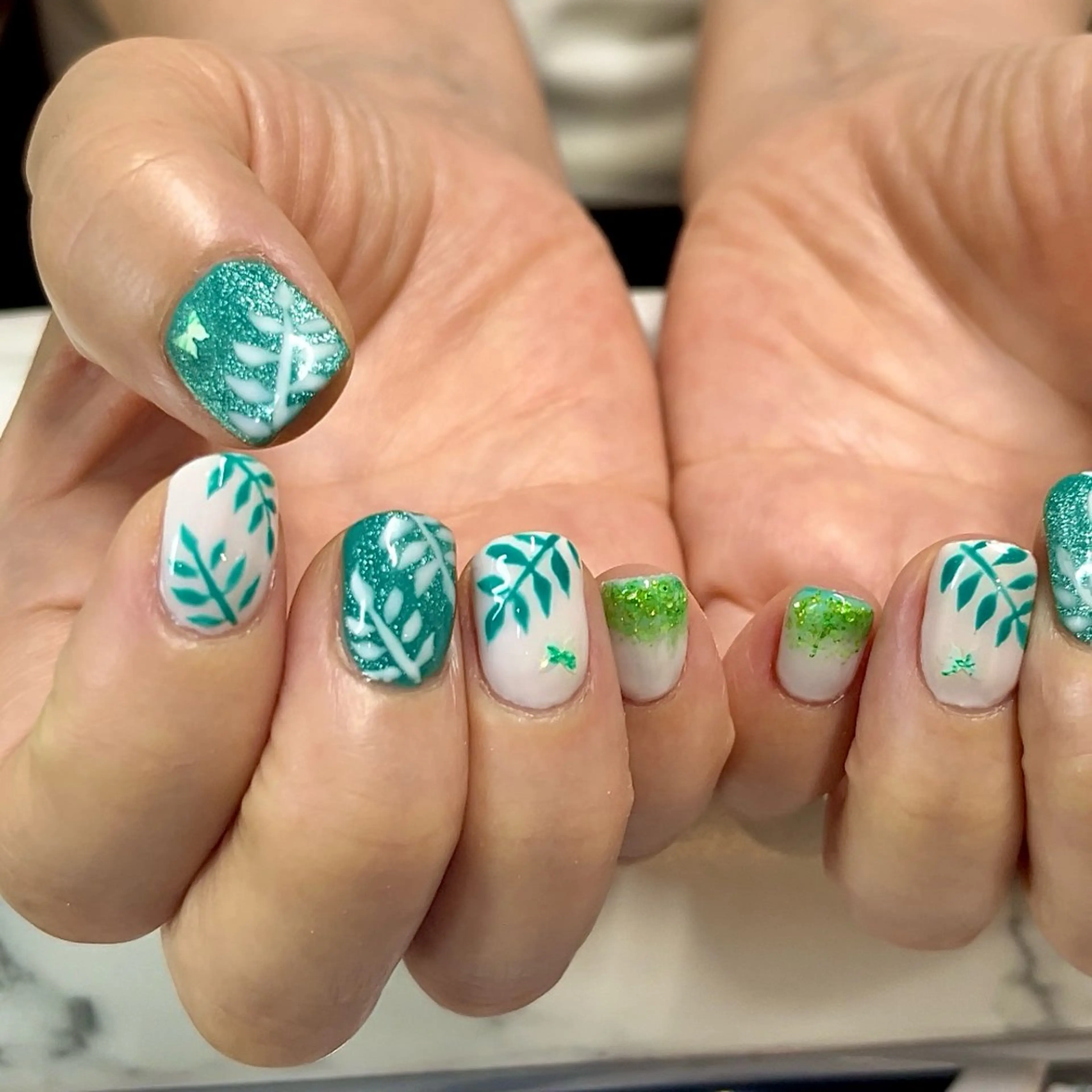 ネイル nail.u所属・テルイ ユウのネイルデザイン