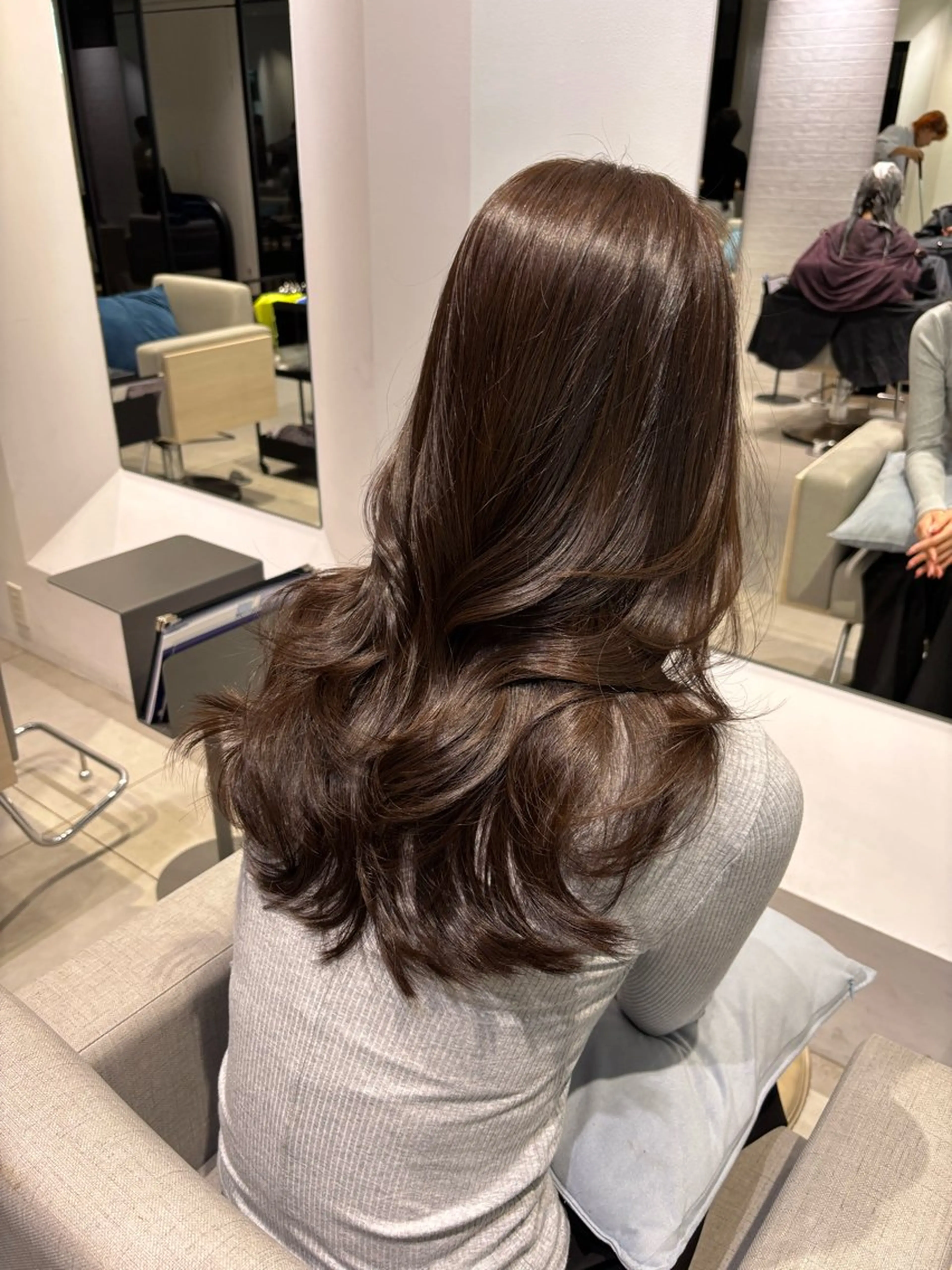 ロング カラー ブリーチ グレージュ ブリーチなしカラー 韓国風ヘア レイヤーカット ヘアカラー トリートメント 銀座/韓国レイヤー/ 艶カラー🍓原田侑依のヘアスタイル