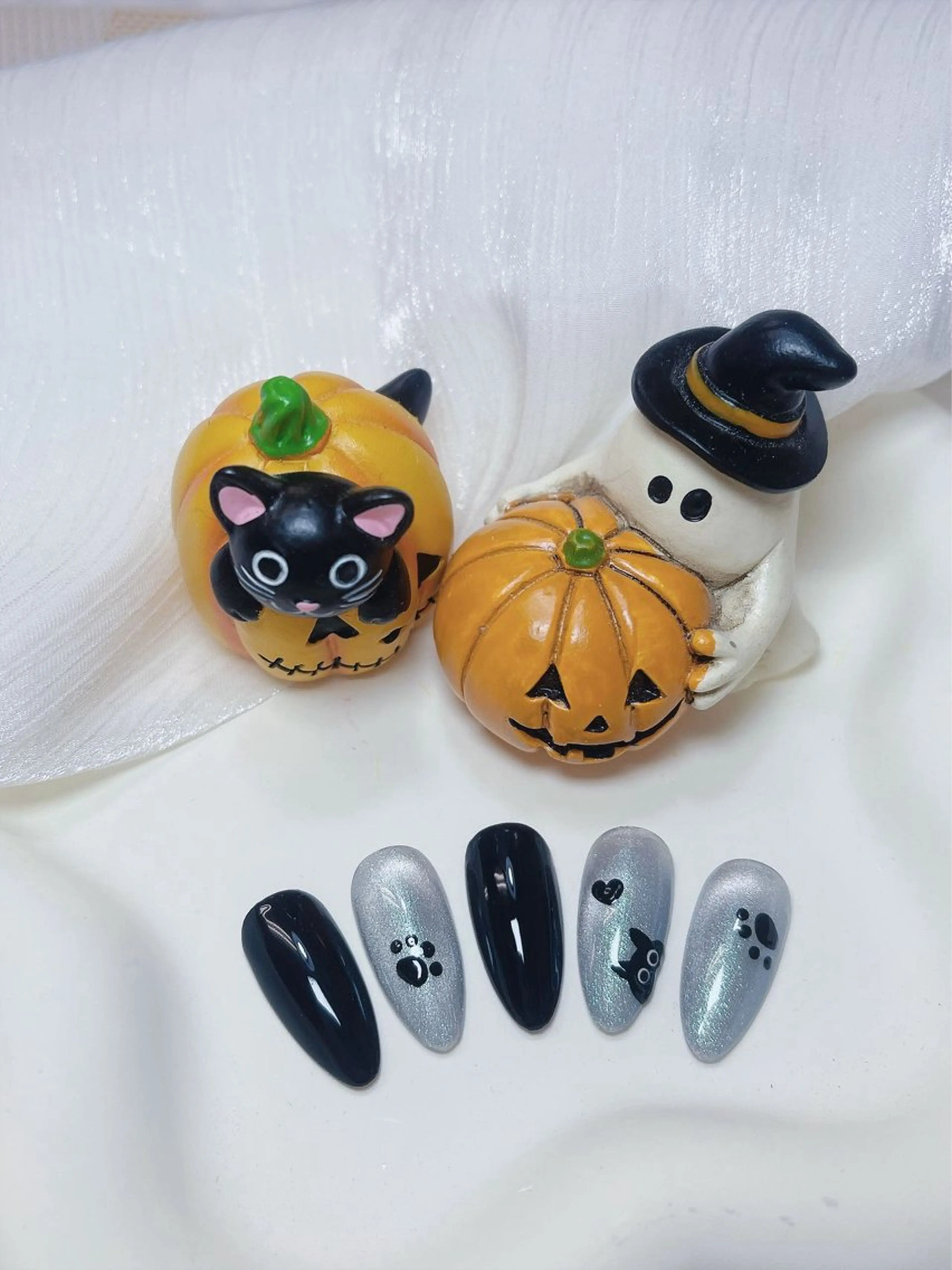 ネイル チークネイル フレンチネイル グラデーション ハロウィン キラキラネイル 陳 rinaのネイルデザイン