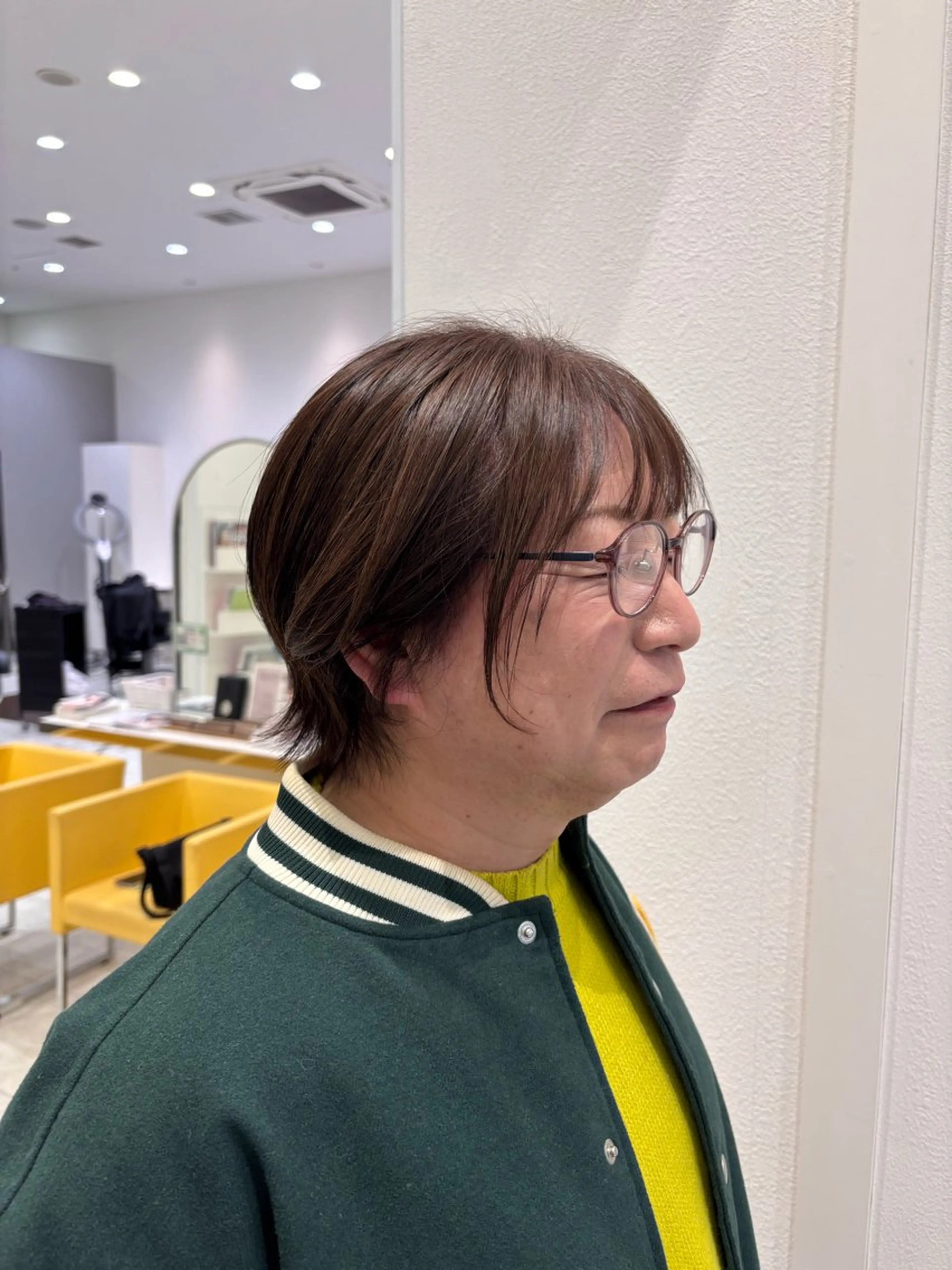 ショート カラー 🩶米澤 美月🩶のヘアスタイル