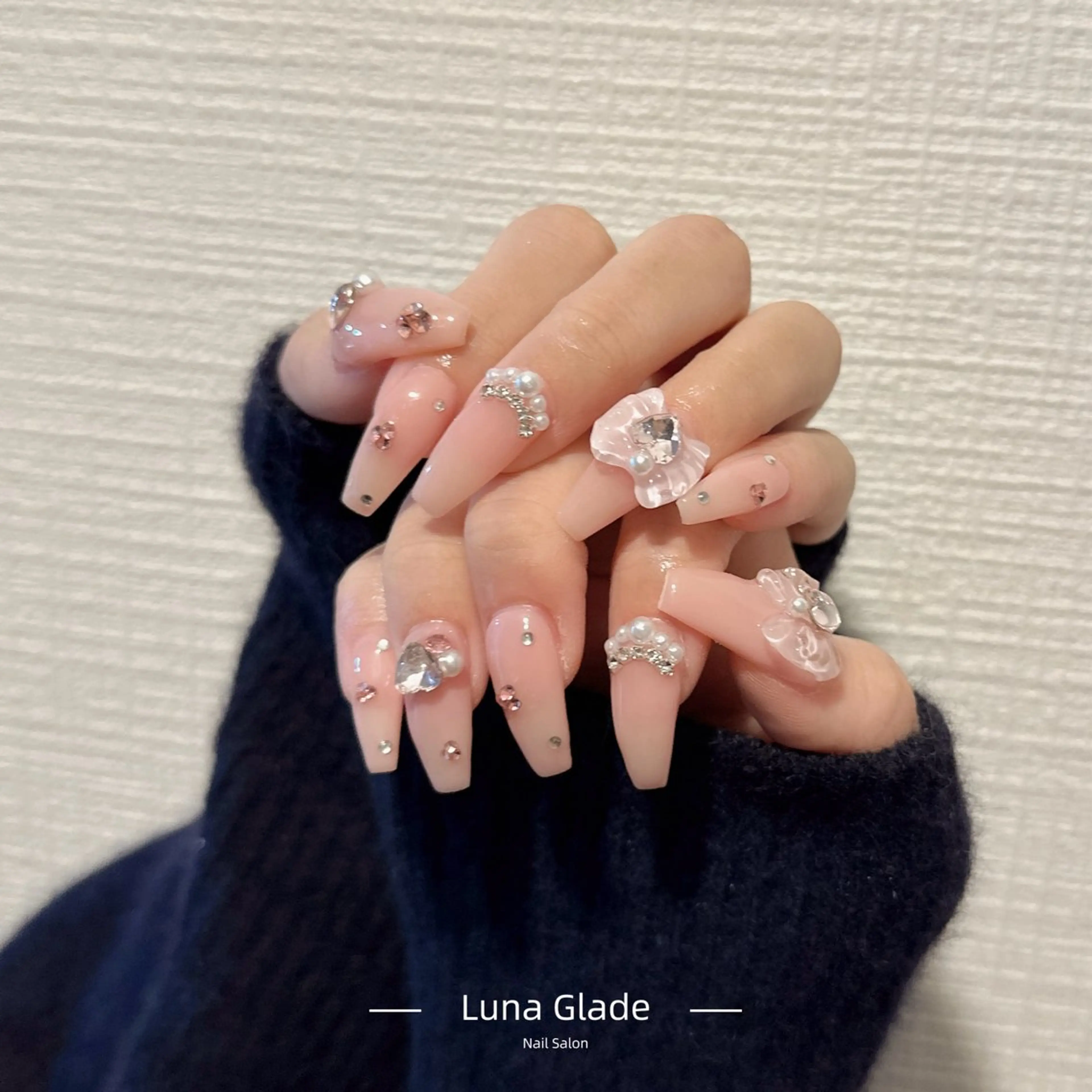 ネイル ハンドネイル Luna Gladeのネイルデザイン