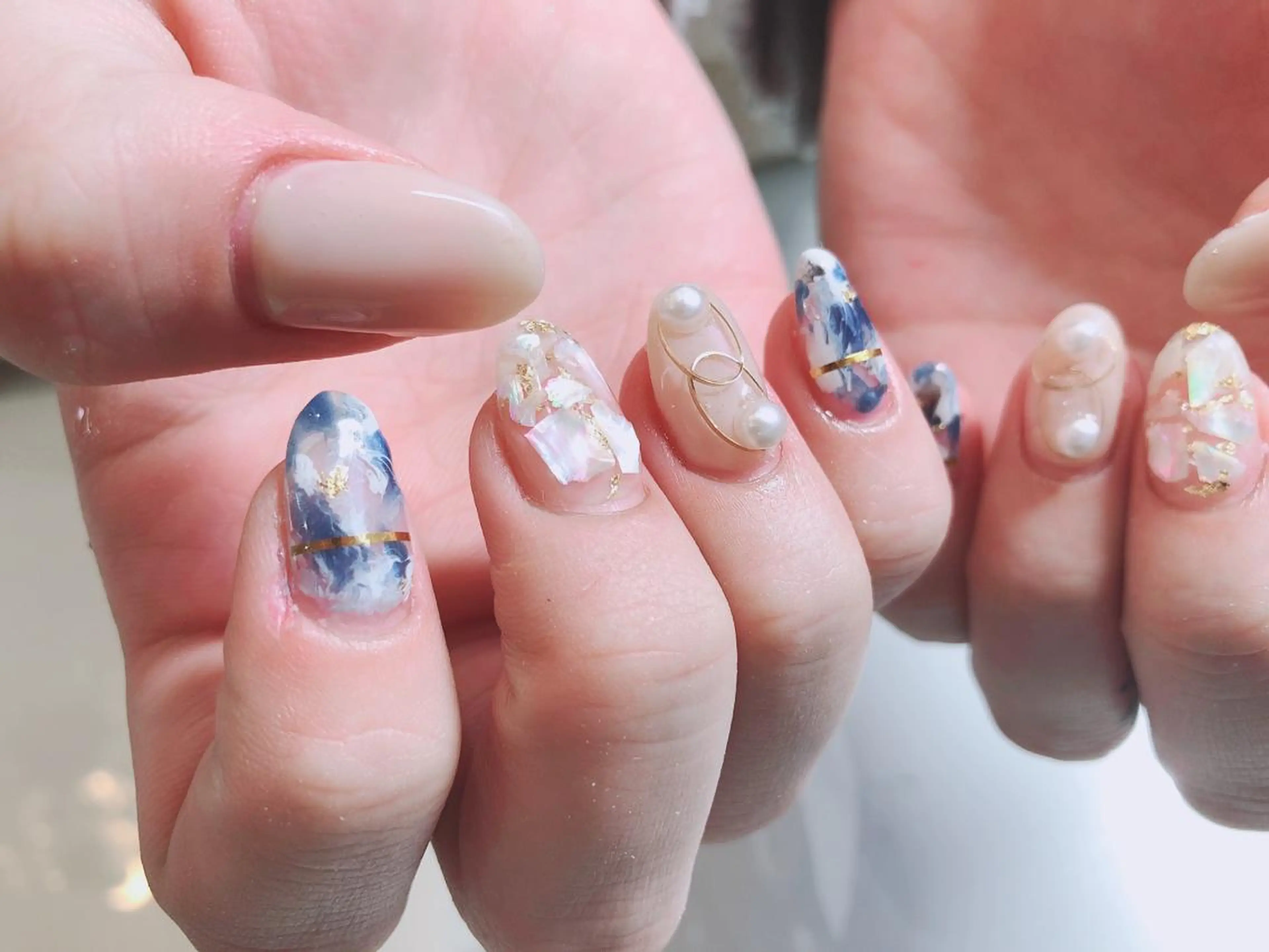 ジェルネイル（持ち込みアート、アートし放題）の写真