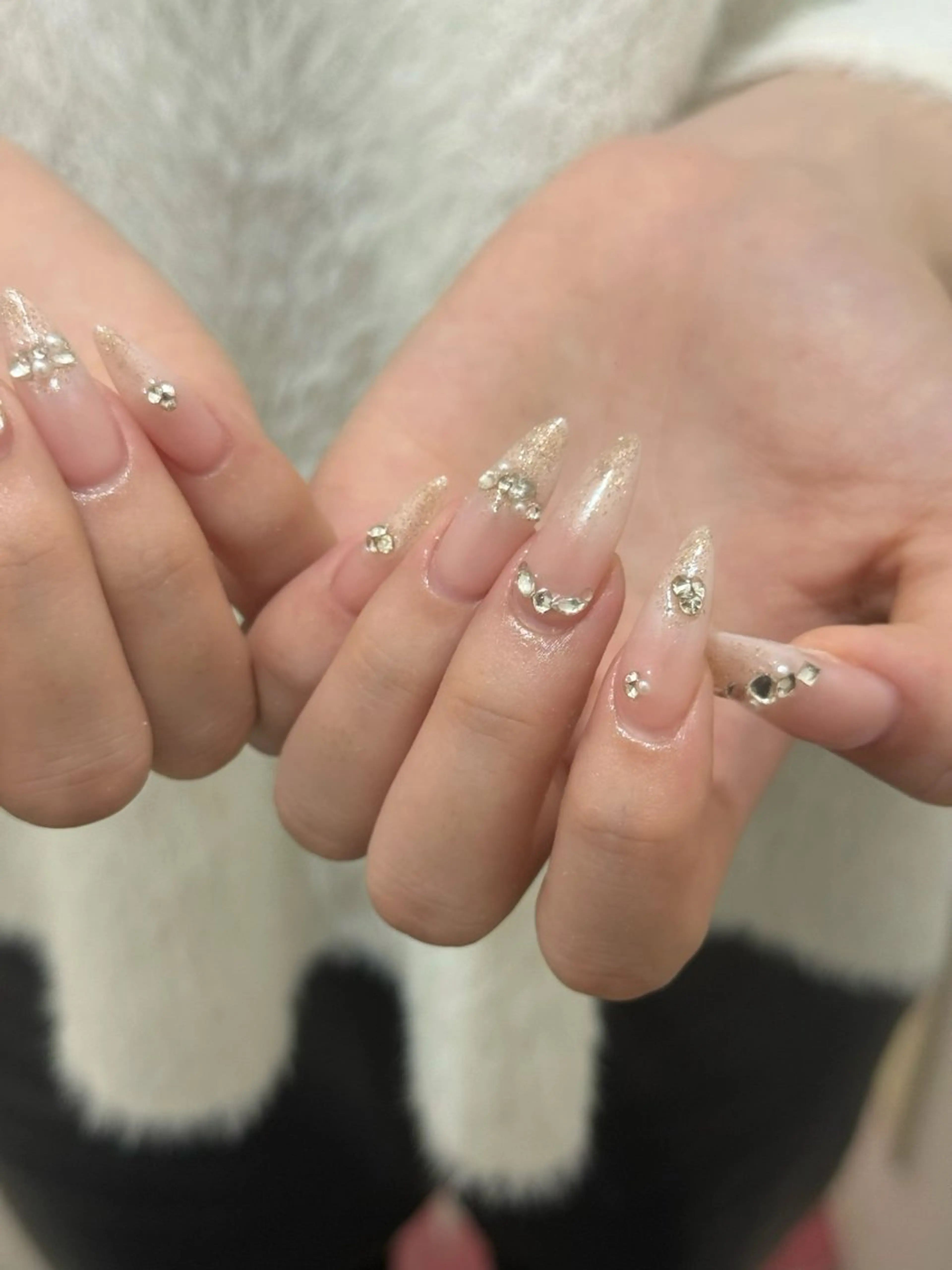 ネイル オーロラネイル ボルドー ブラウン 氷ネイル・うるうるネイル キラキラネイル ハンドネイル Julli ジュリのネイルデザイン