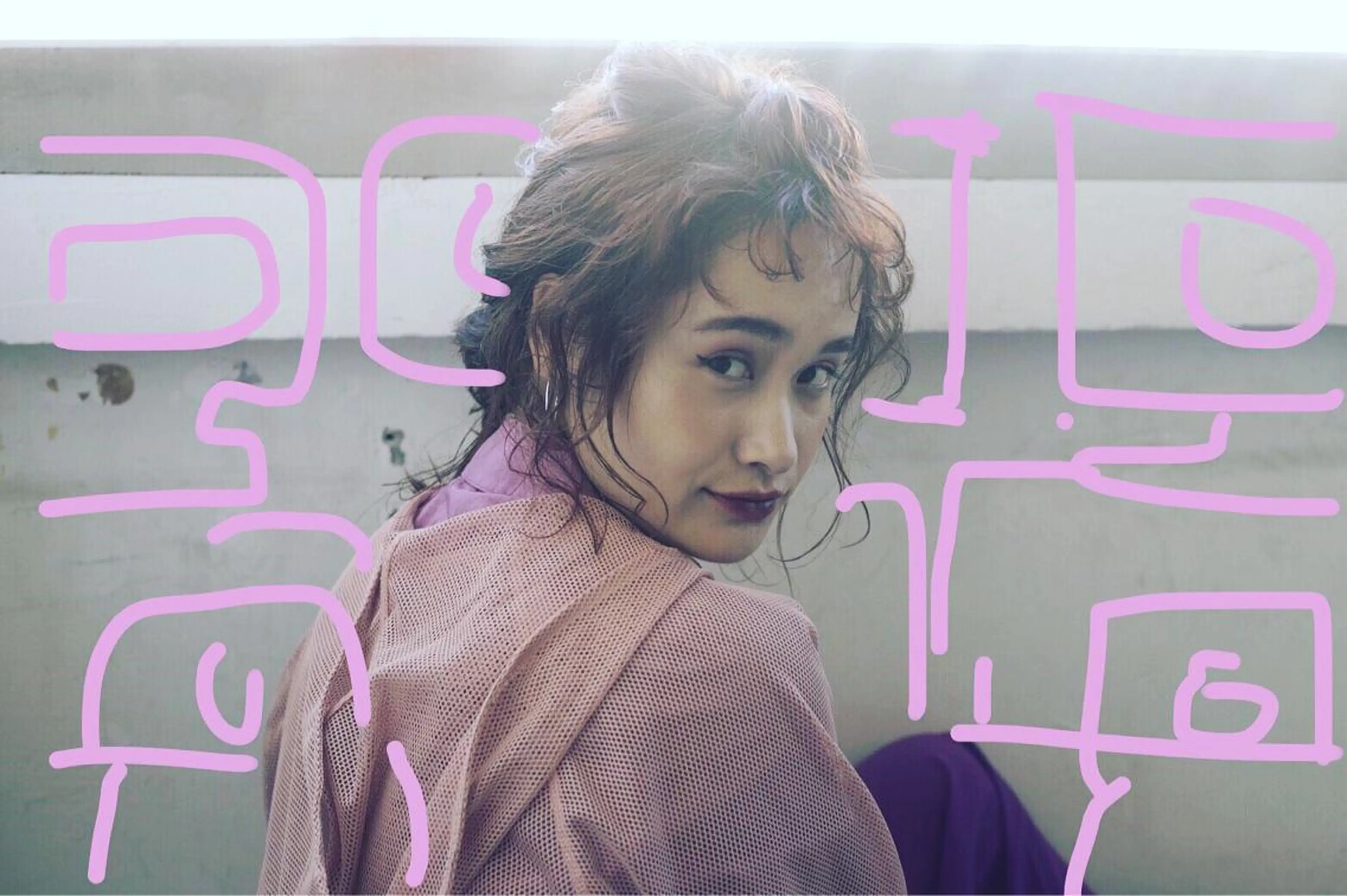 パーマ pole/apartment所属・💓パーマ，💗 レイヤーカットのヘアスタイル