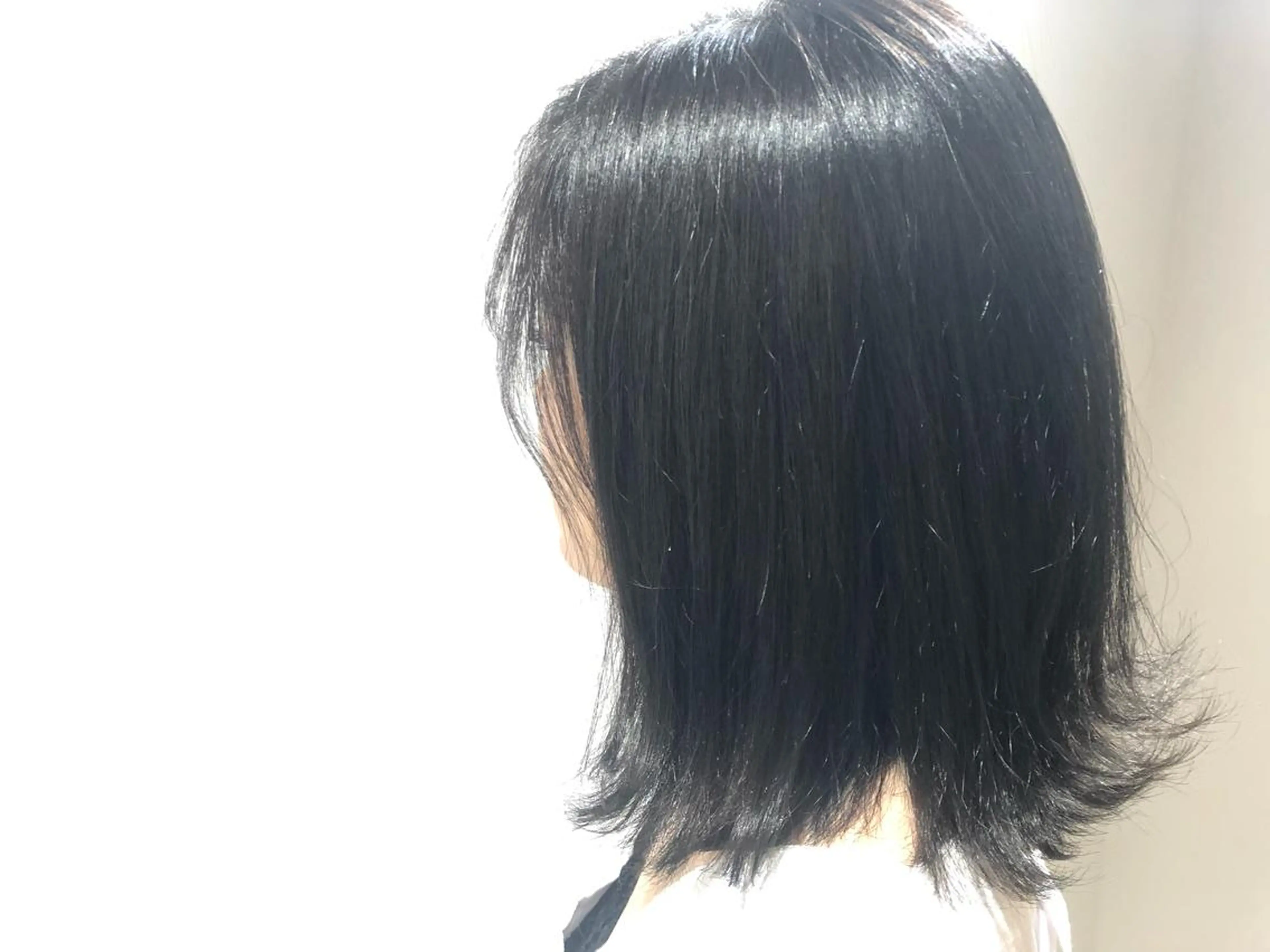 ミディアム カラー パーマ 辻本 夏子のヘアスタイル