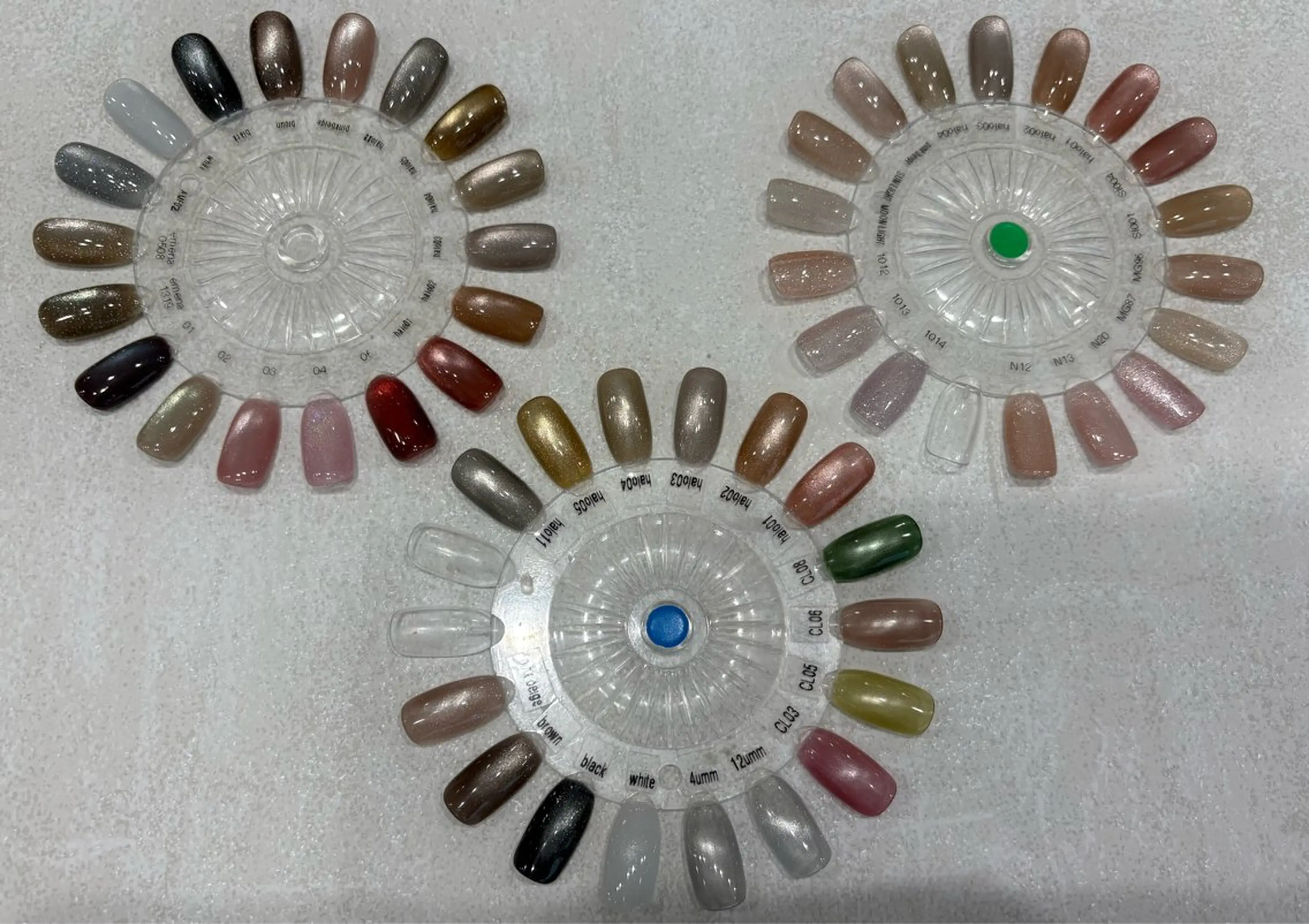 ネイル ブルー マグネットネイル ワンカラーネイル 坂本 優佳のネイルデザイン