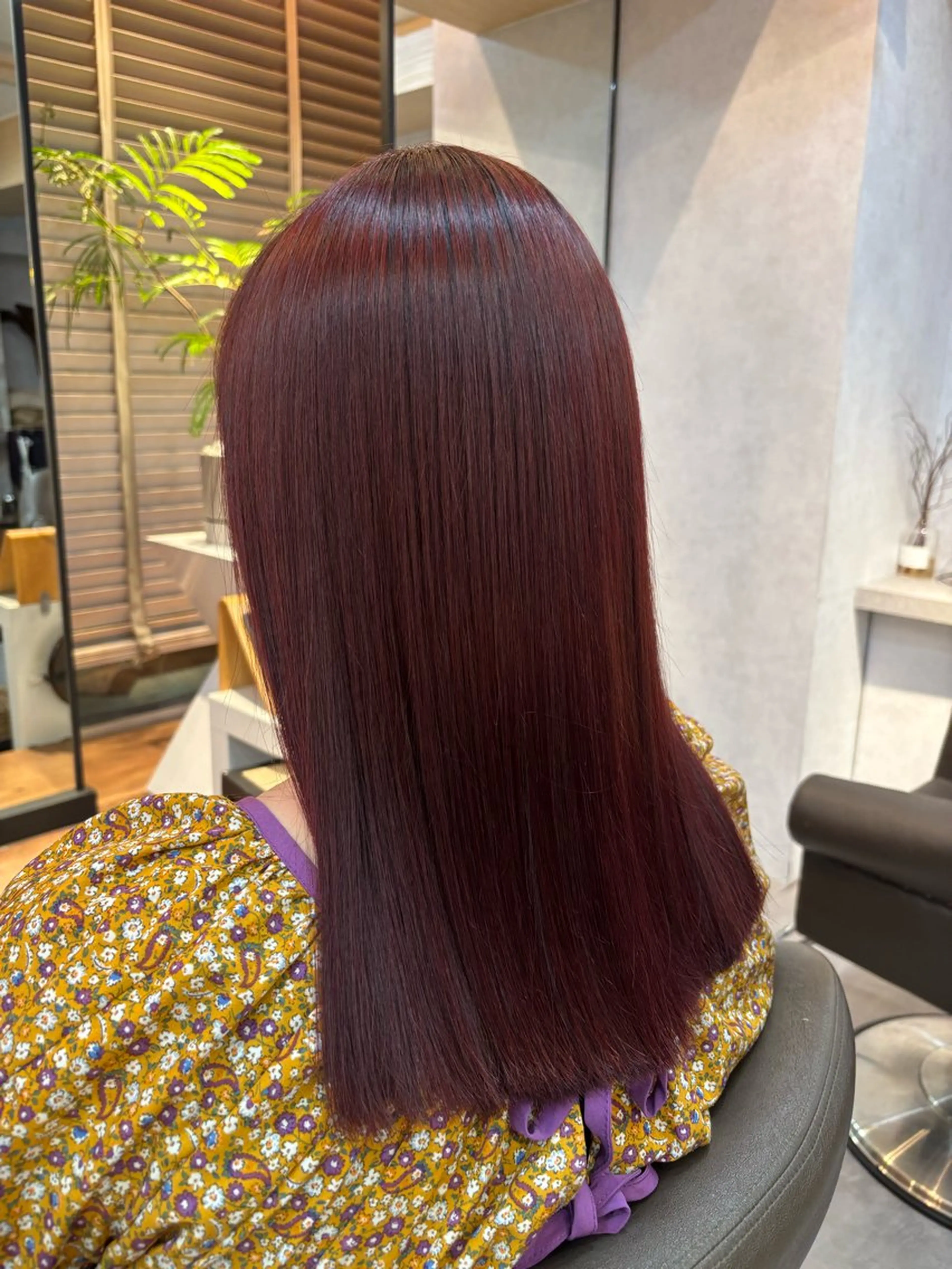 セミロング カラー 日髙 愛華のヘアスタイル