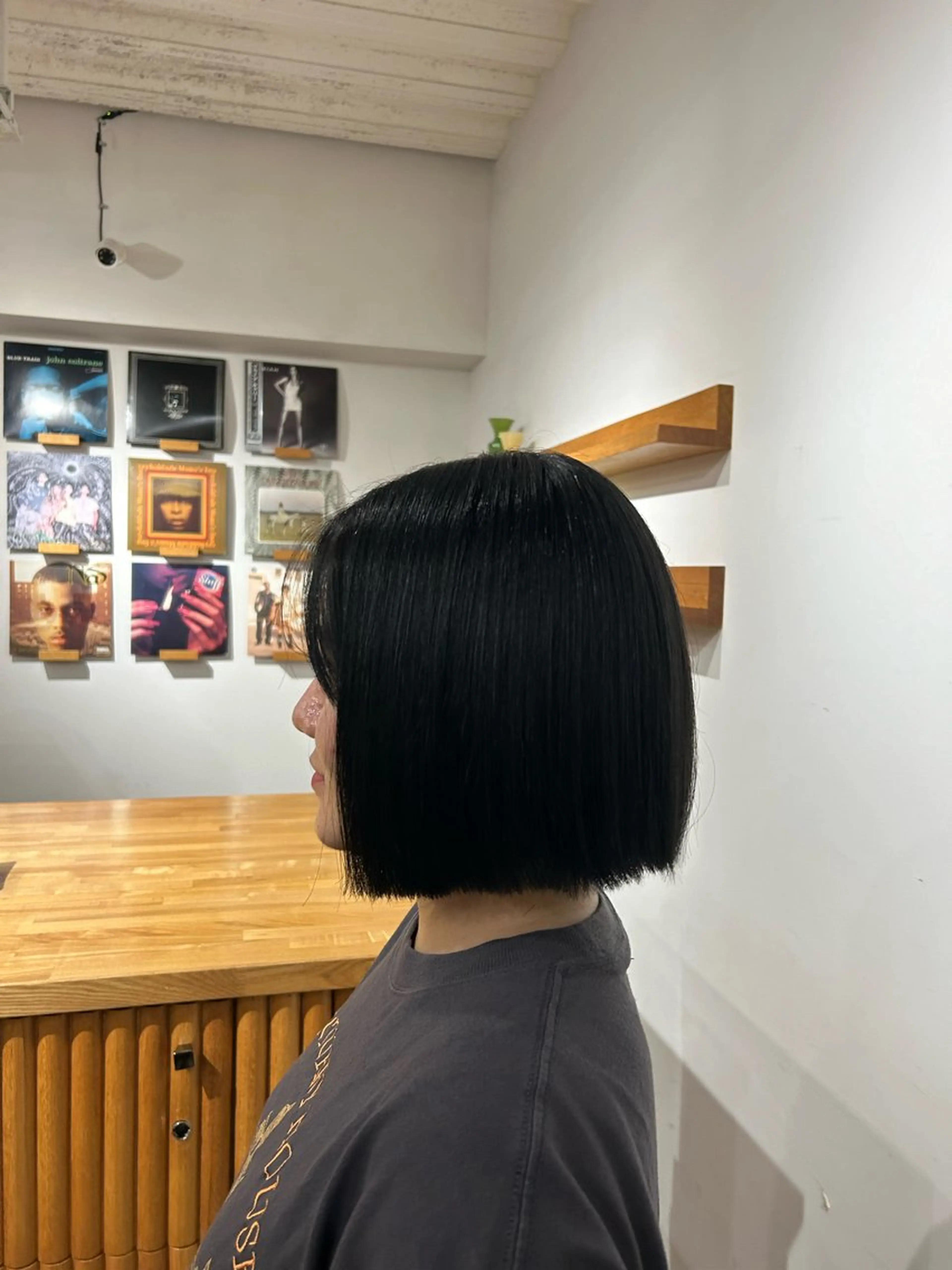 ショート カラー AOI✖️ BY MY SIDEのヘアスタイル