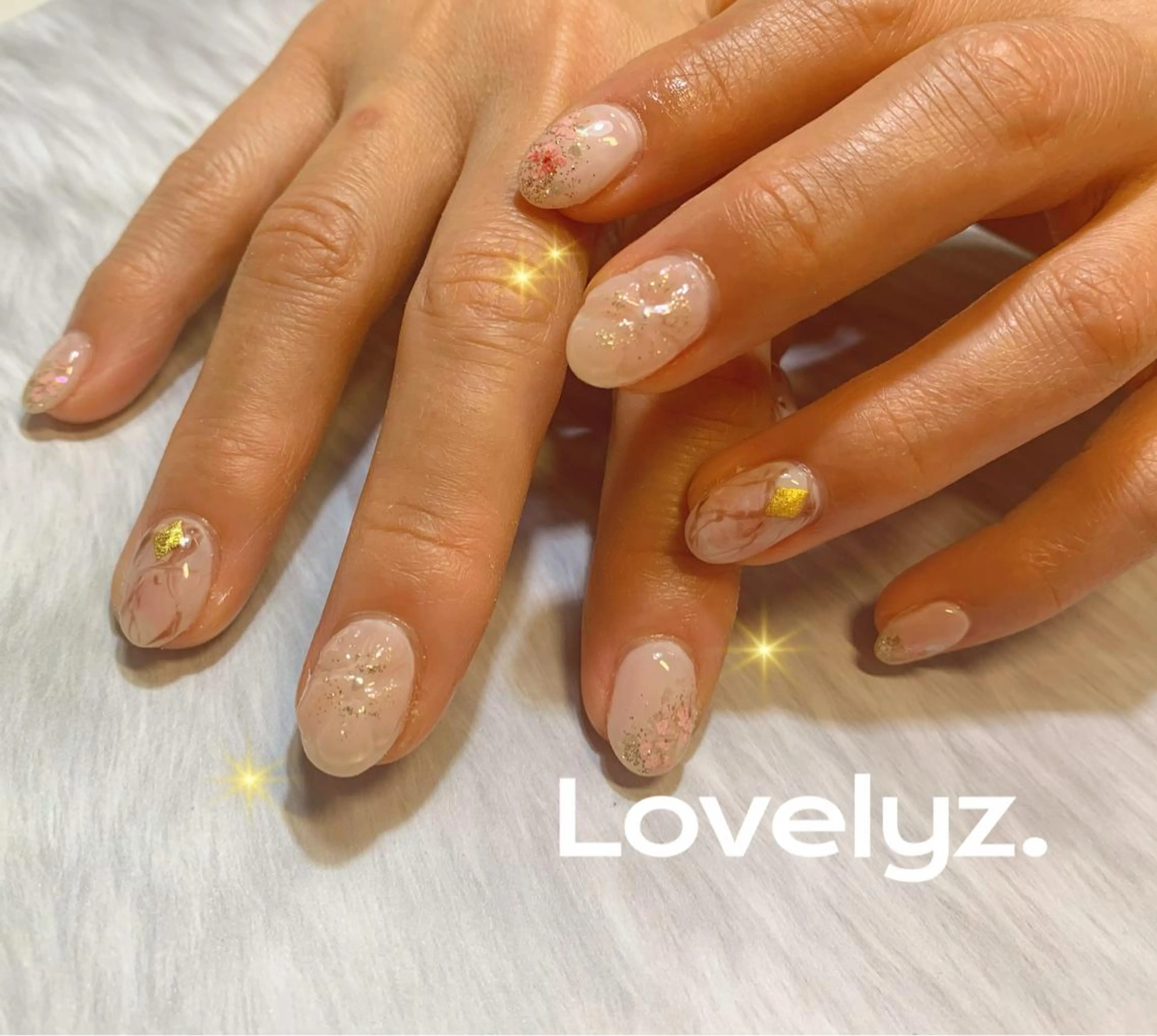 ネイル Nail Salon Lovelyz.のネイルデザイン