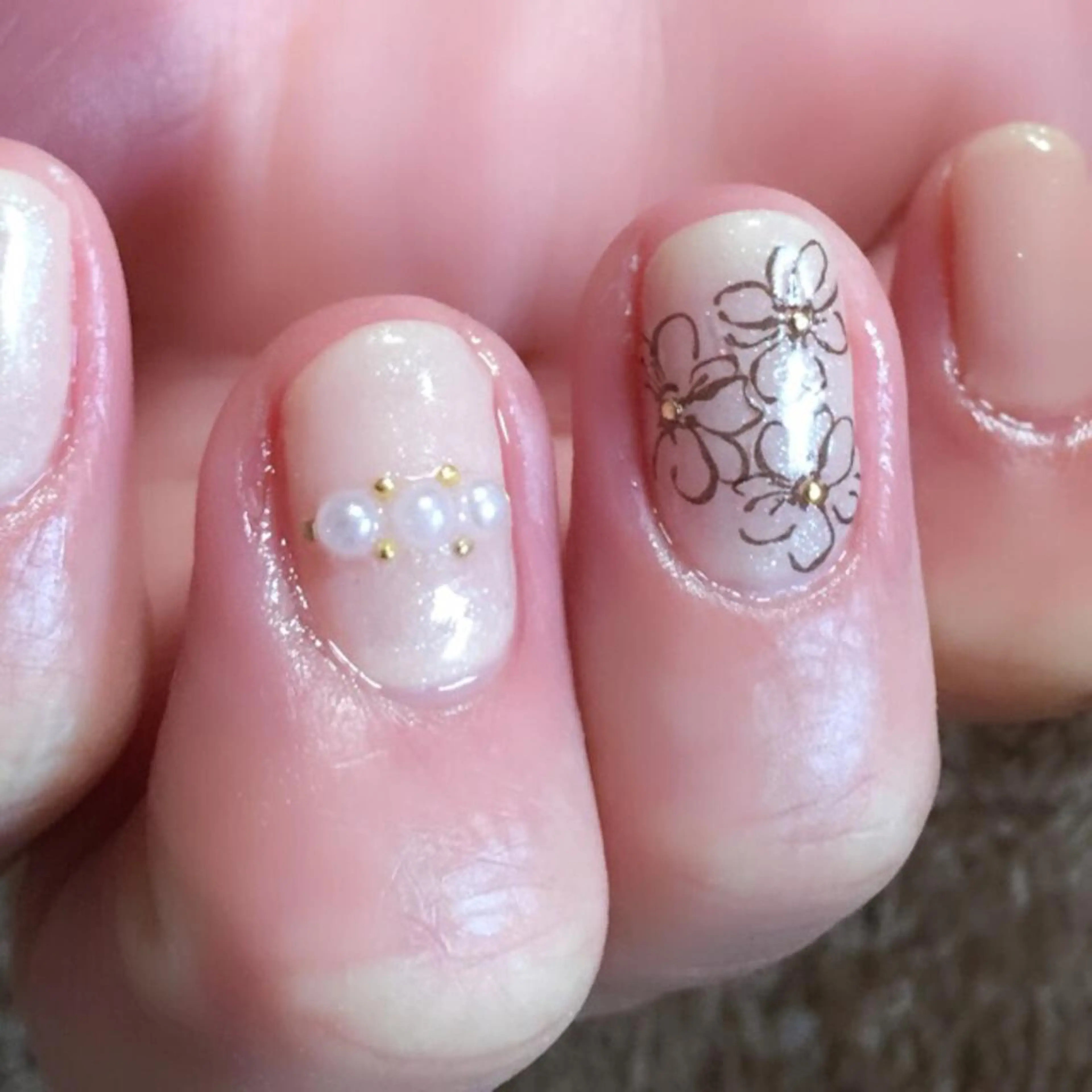 ネイル ラメ(グリッター) NailSpace 猫のいるネイルサロンのネイルデザイン