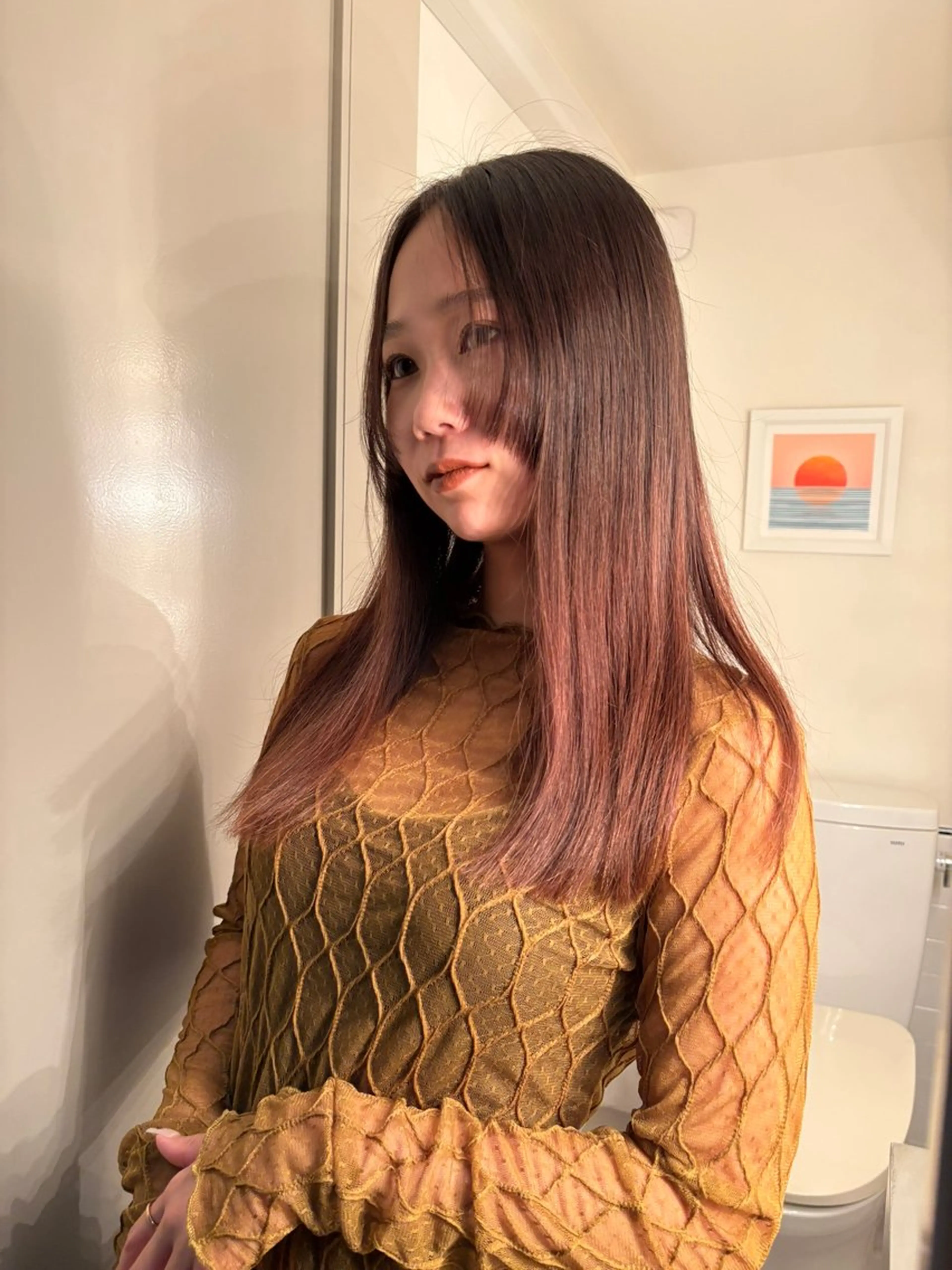 ロング 顔周りカット レイヤーカット🐩 透明感カラー モカのヘアスタイル