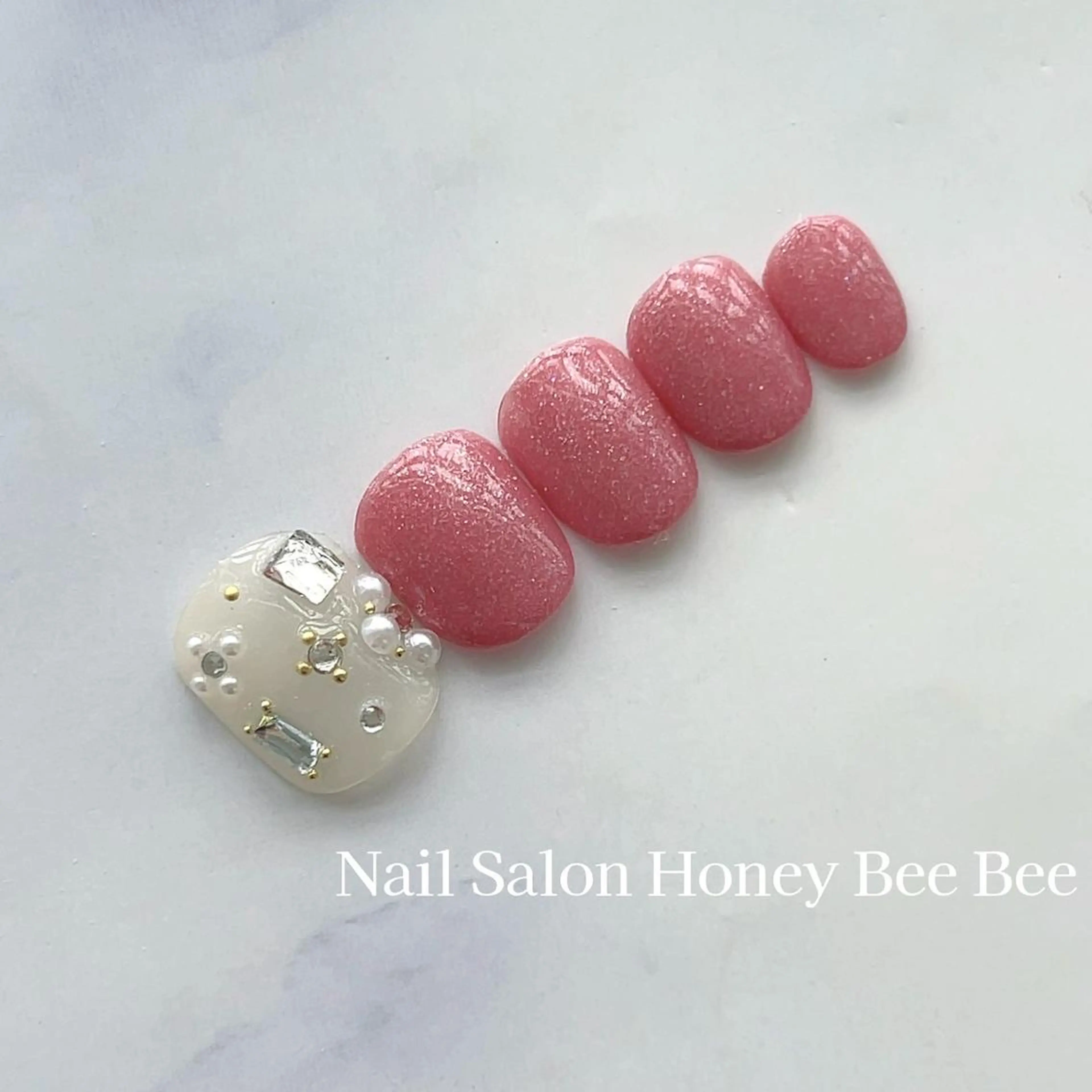 ネイル Nail salon Honey Beeのネイルデザイン